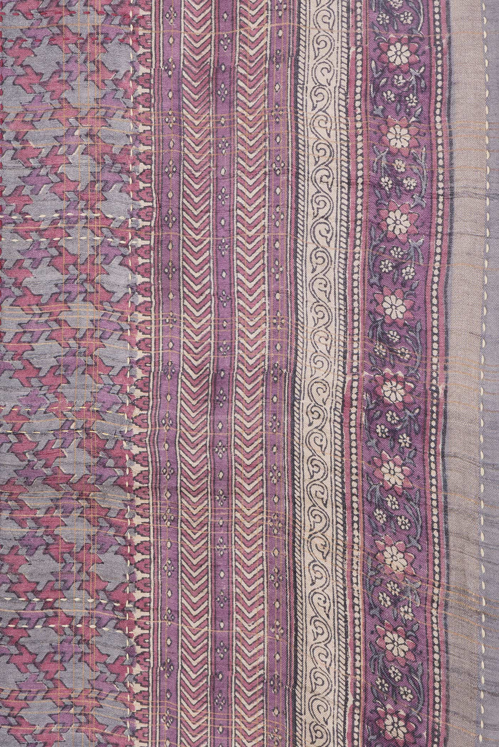 Border image of Grey Dual Tone Tussar Silk Saree with Printed design on the body and Printed Border. 
