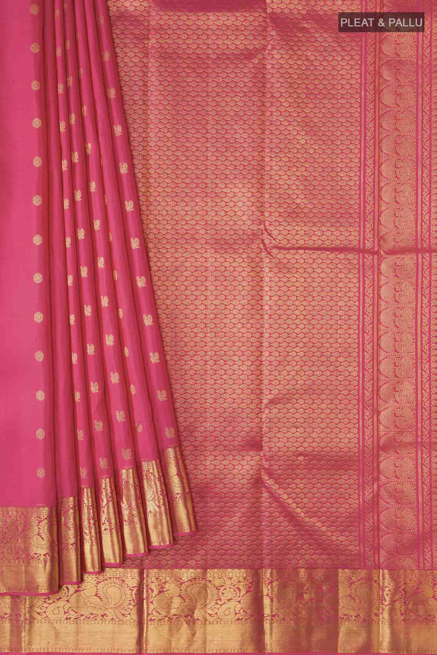 pleats pallu