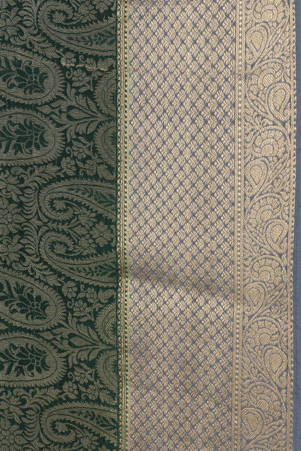 Border image of Bottle Green Dual Tone Mysore Silk Saree with Zari Brocade on the body and Zari Border. 