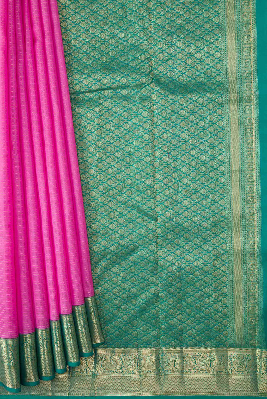 pleats pallu