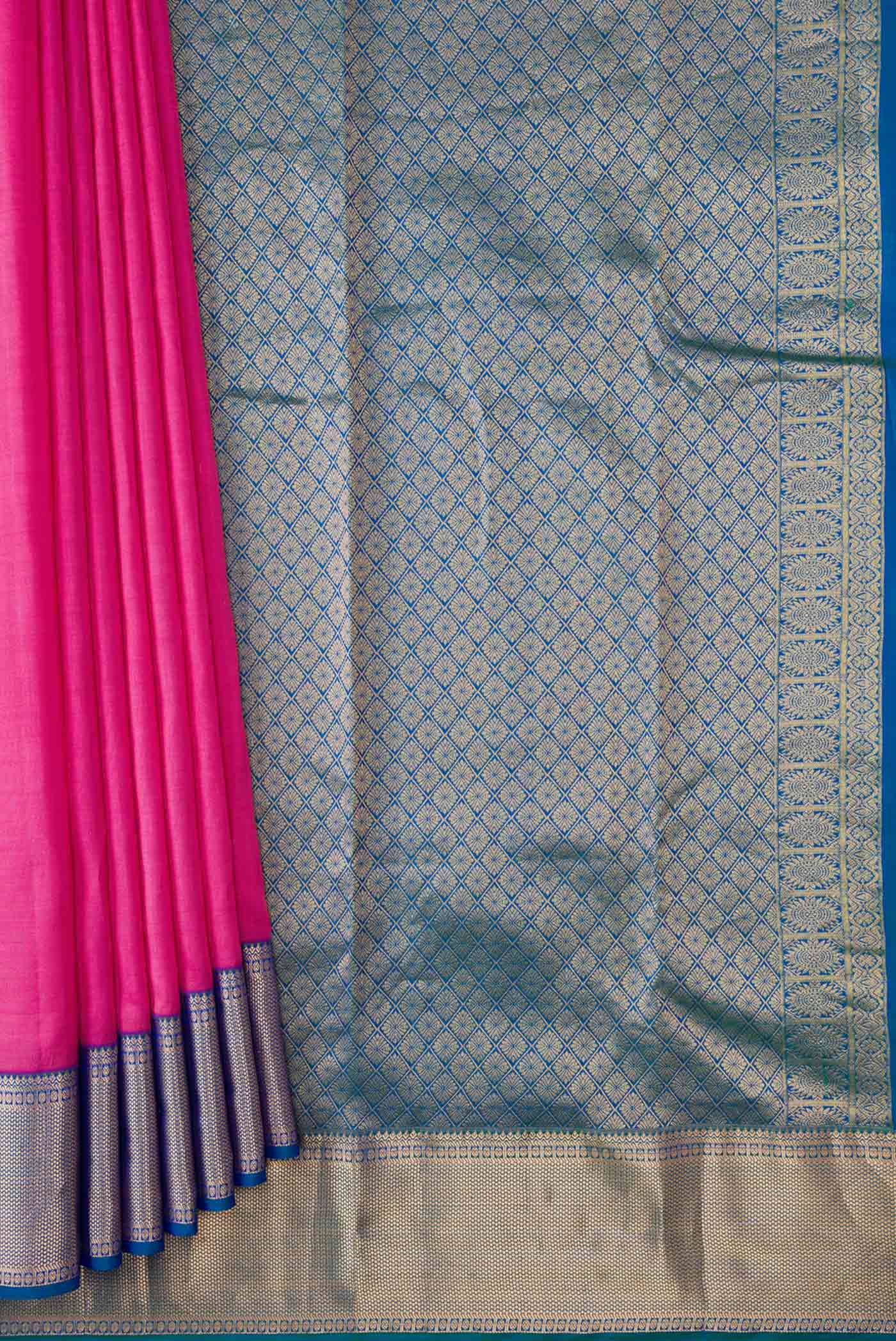 Pleats and pallu of Pink Dual Tone Kanchipuram Silk Saree with Plain Body and Zari Border