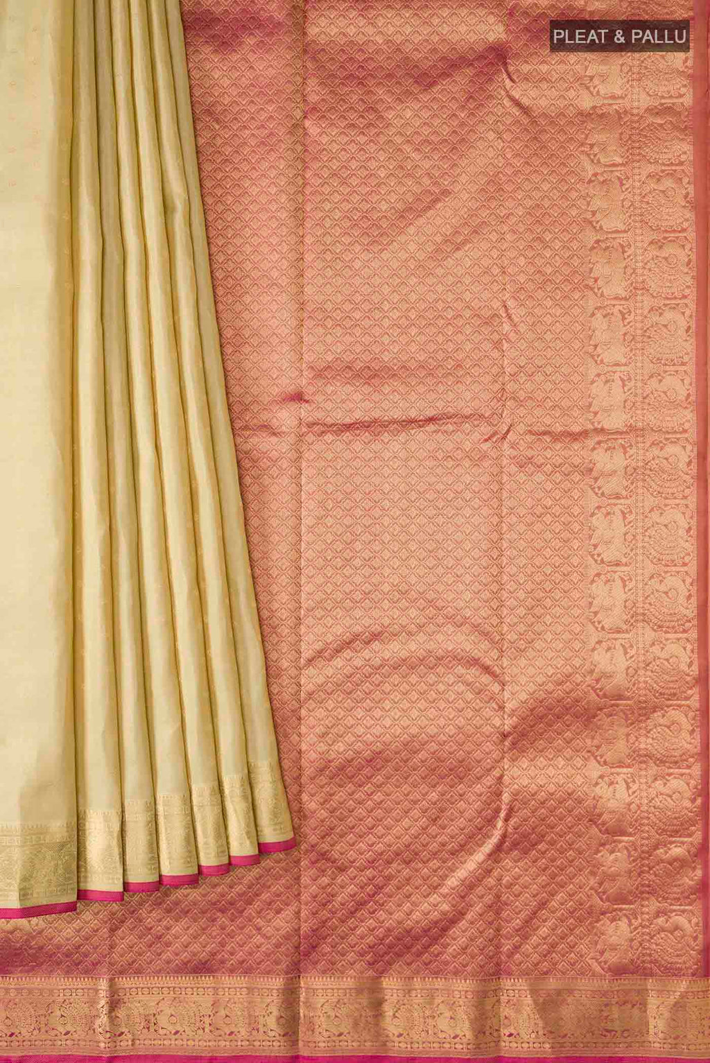 pleats pallu