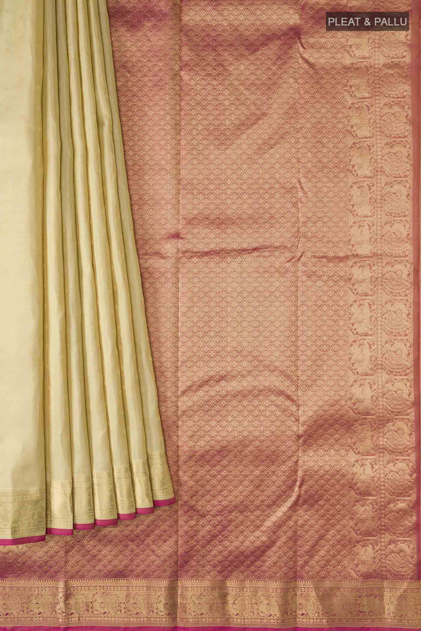 pleats pallu