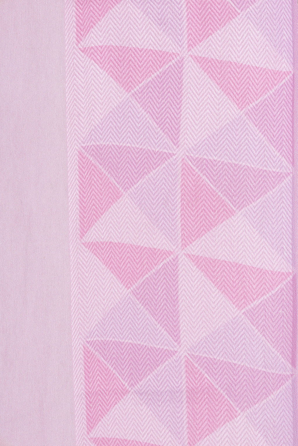 Border image of Pink Dual Tone Mysore Chiffon Saree with Printed design on the body and Printed Border. 