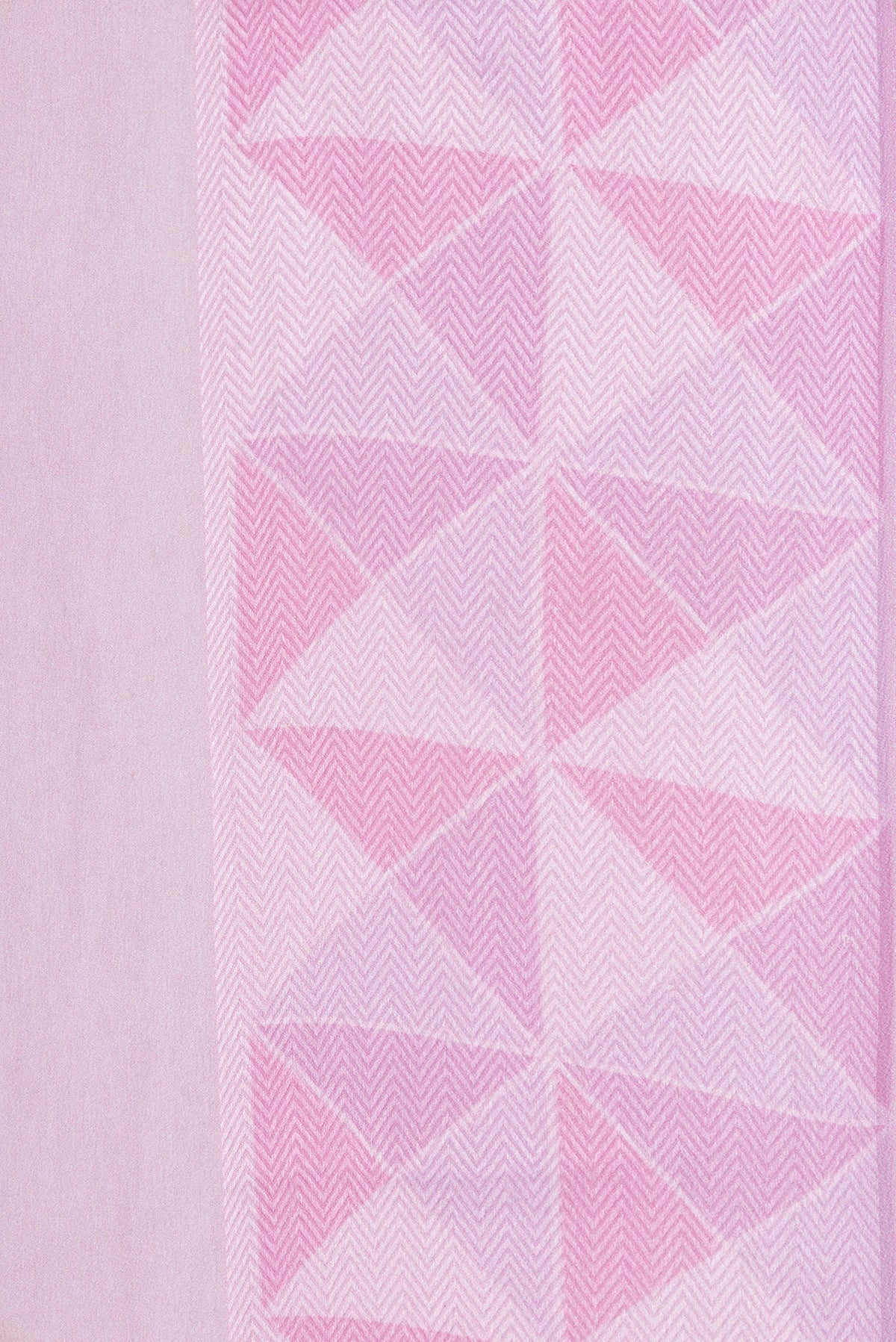 Border image of Pink Dual Tone Mysore Chiffon Saree with Printed design on the body and Printed Border. 