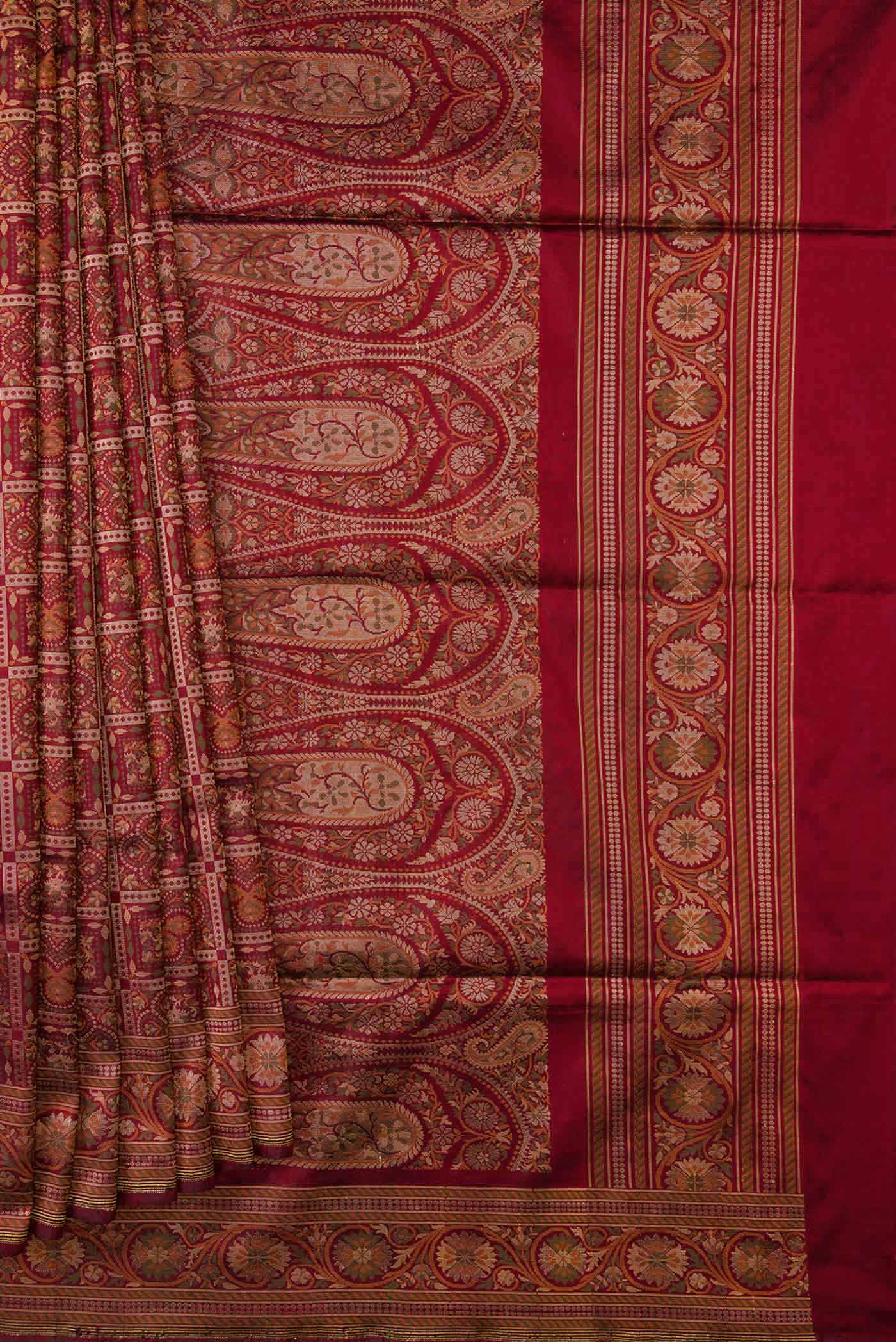 Pleats and pallu of Maroon Dual Tone Banarasi Silk Saree with Zari Brocade on the body and Zari Border