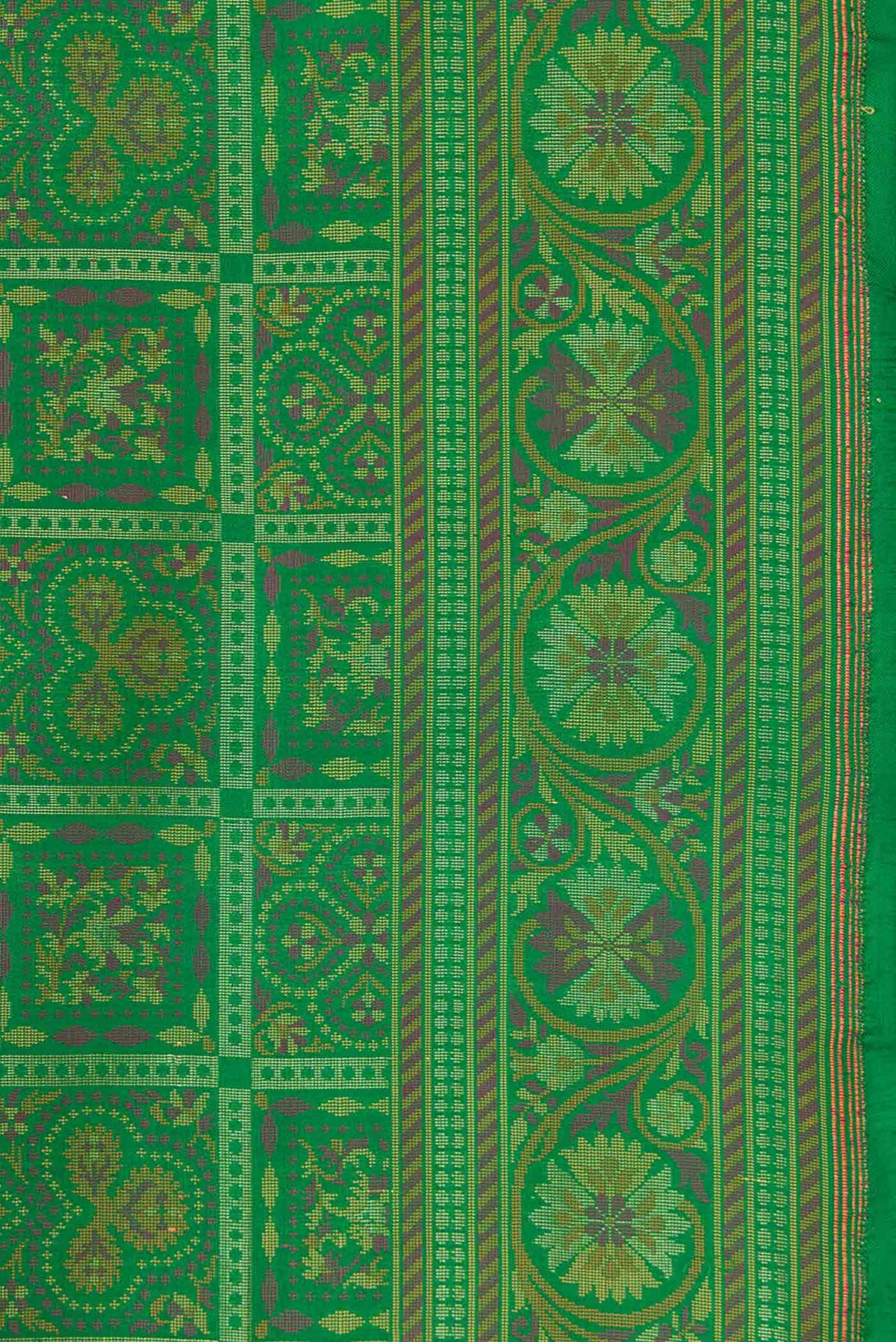 Border image of Green Dual Tone Banarasi Silk Saree with Zari Brocade on the body and Zari Border