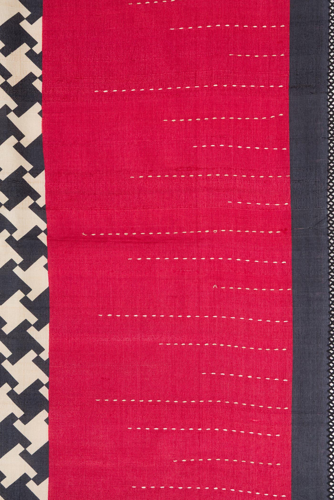 Border image of Black Dual Tone Tussar Silk Saree with Printed design on the body and Embroidery Border. 