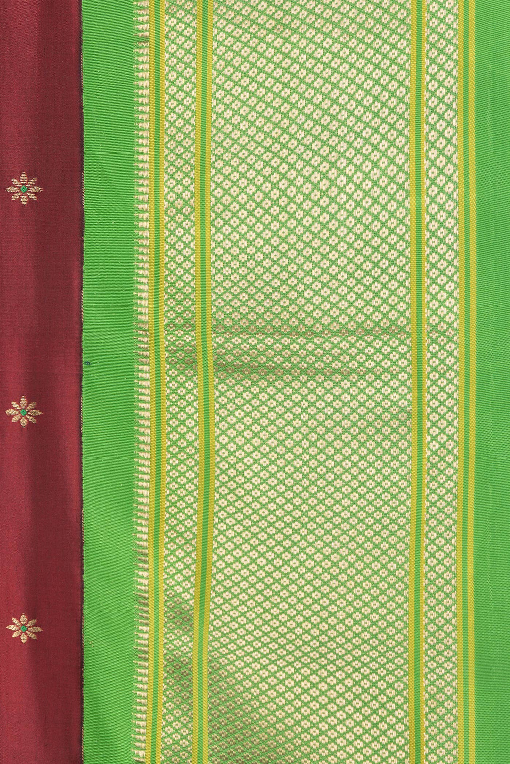 Border image of Maroon Dual Tone Paithani Silk Saree with Zari And Thread Butta on the body and Zari Border. 