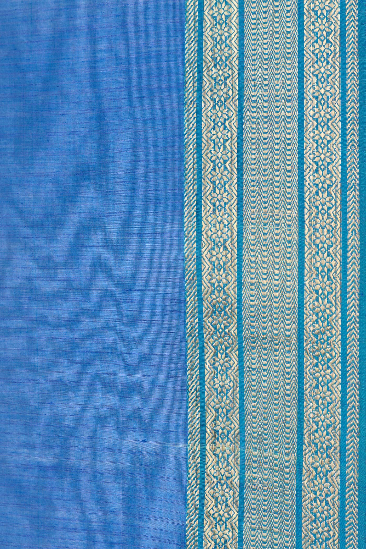 Border image of Royal Blue Dual Tone Maheshwari Silk Saree with Stripes on the body and Zari Border. 