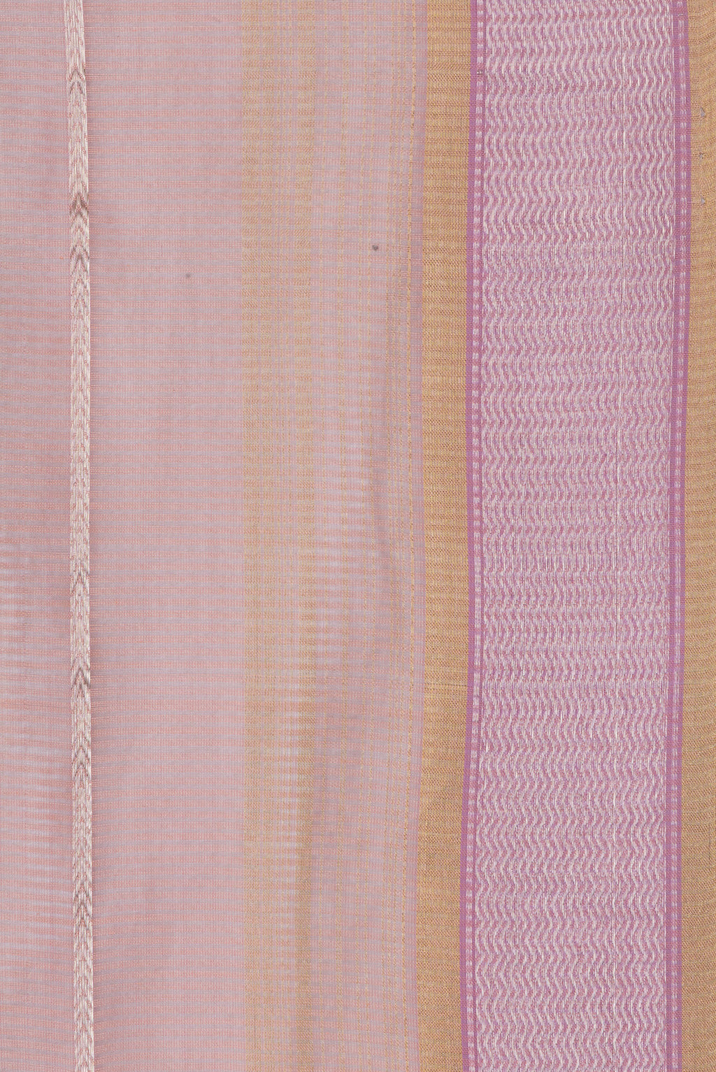 Border image of Golden Peach Maheshwari Silk Saree with Checked design on the body and Zari Border. 