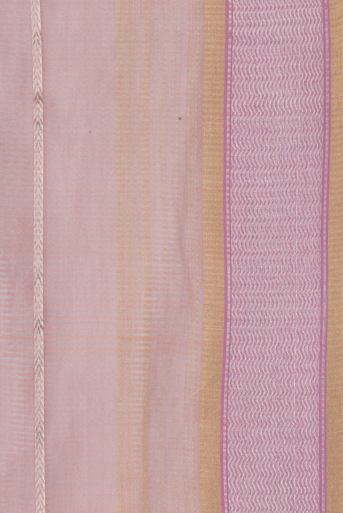 Border image of Golden Peach Maheshwari Silk Saree with Checked design on the body and Zari Border. 