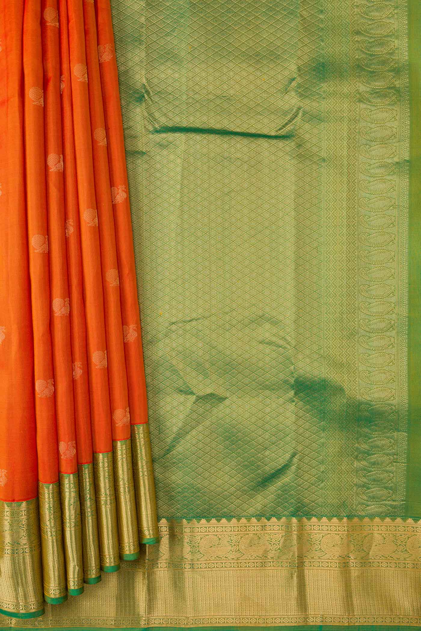 pleats pallu