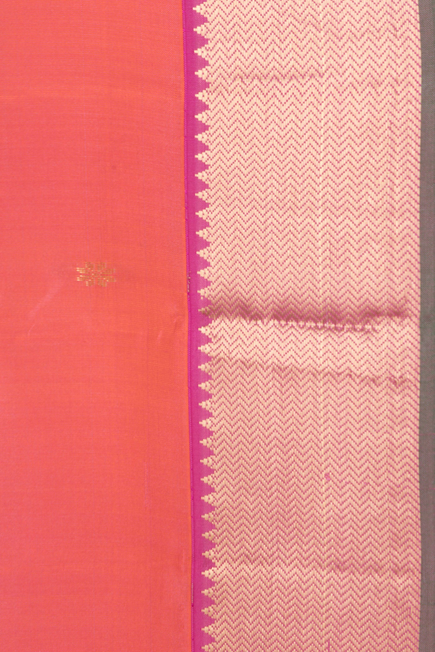 Border image of Peach Dual Tone Kanjivaram Silk Saree with Zari Butta on the body and Zari Border. 