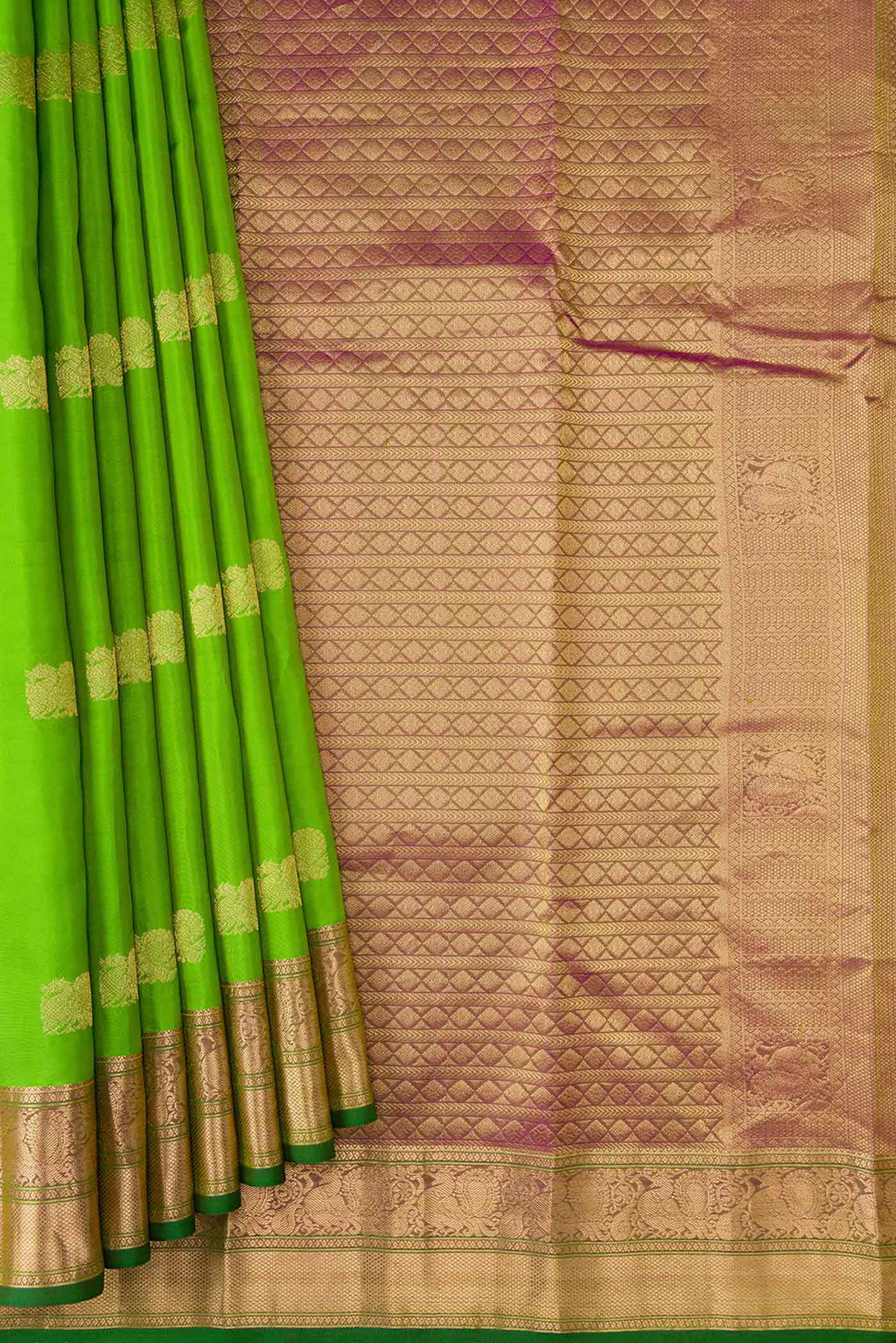 pleats pallu
