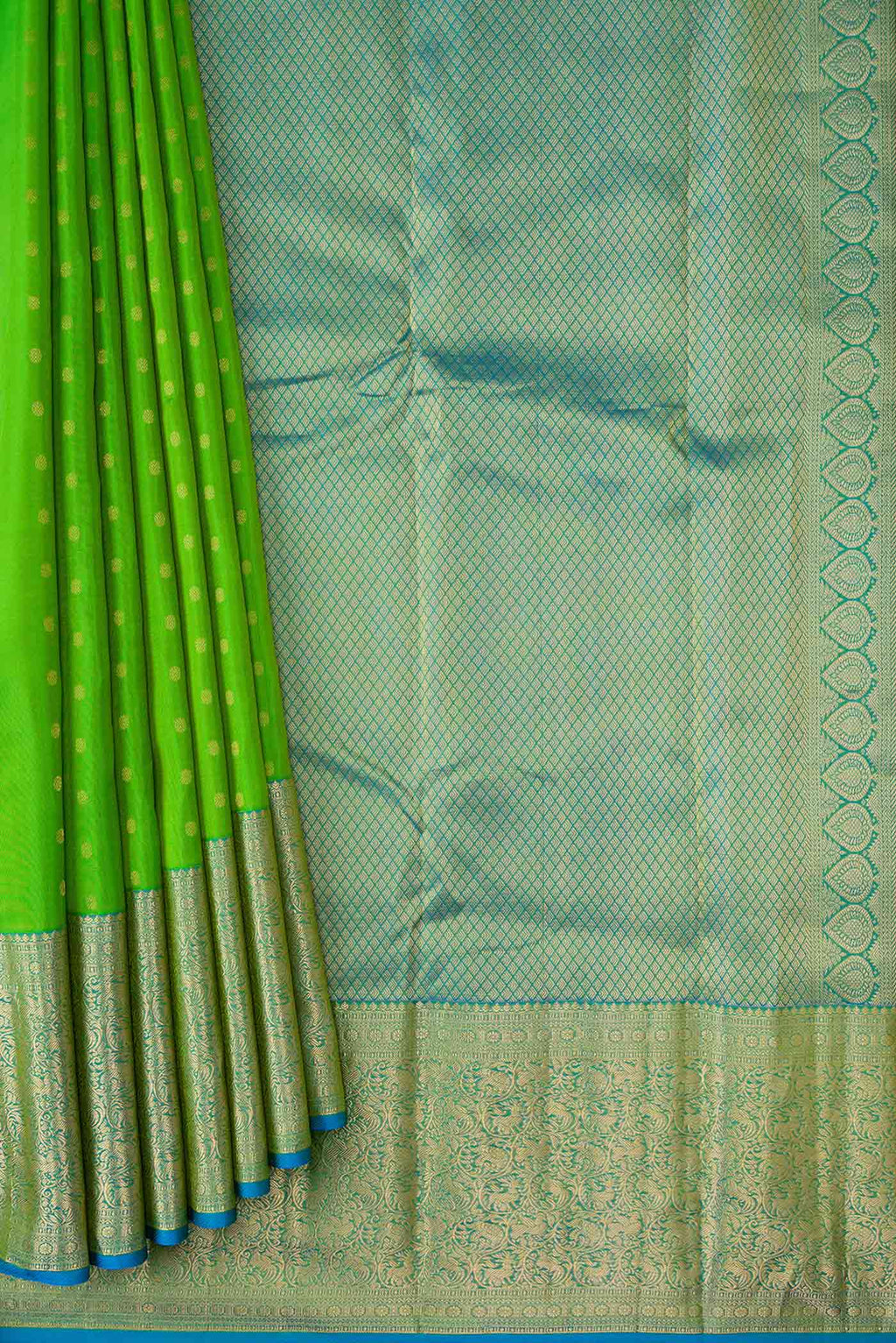 pleats pallu