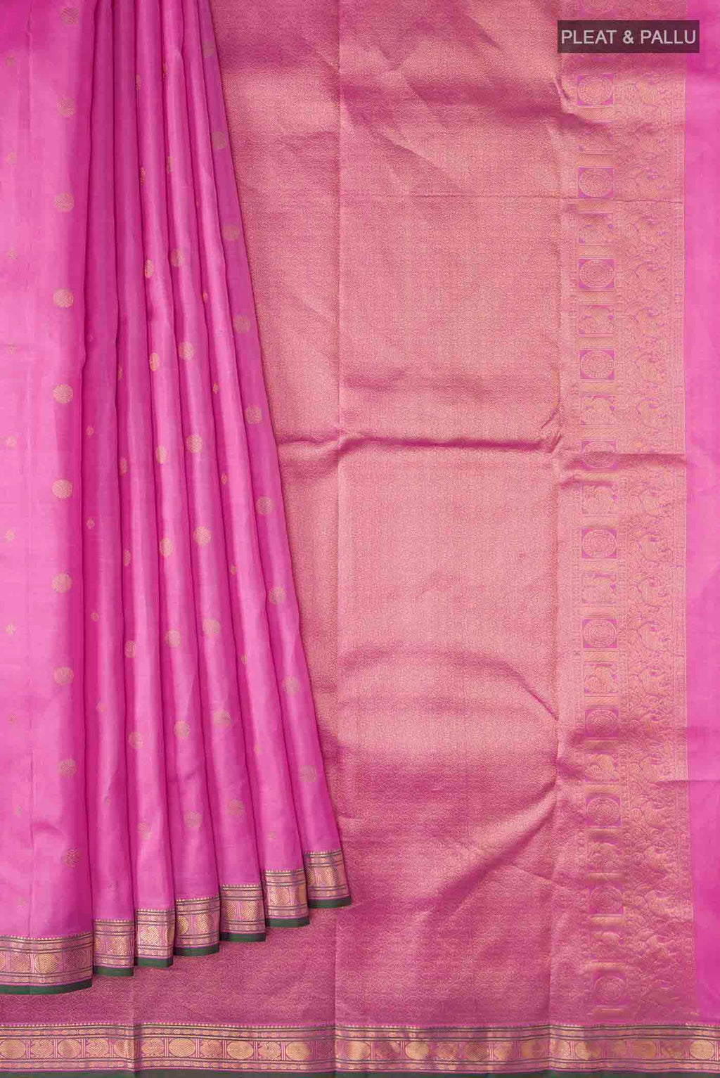 pleats pallu