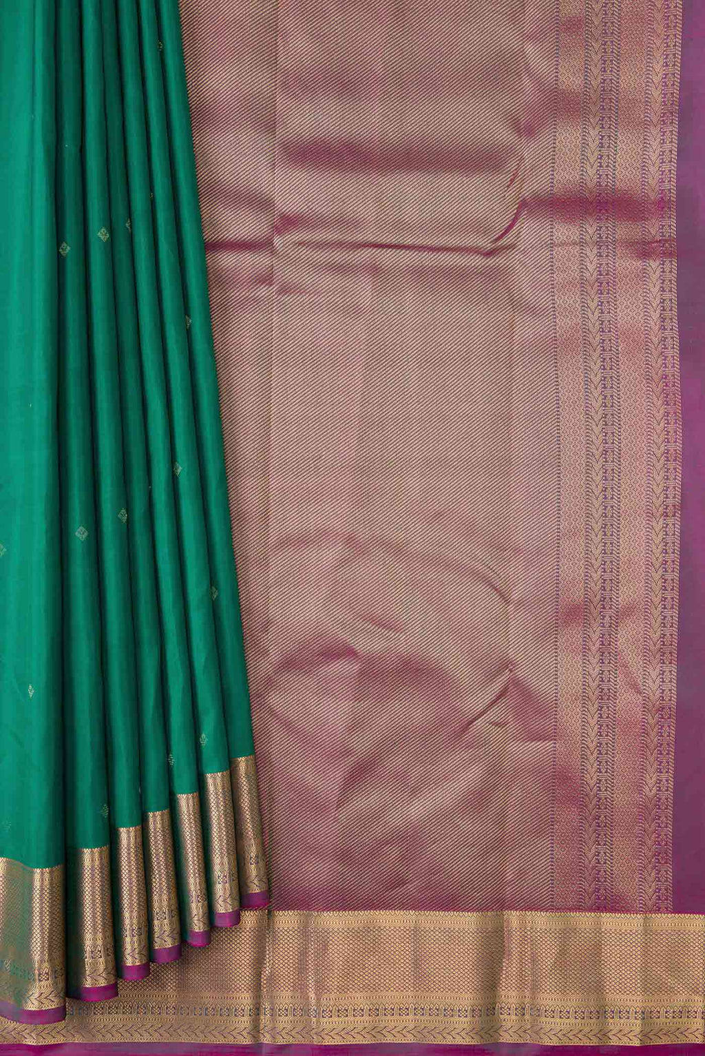 pleats pallu