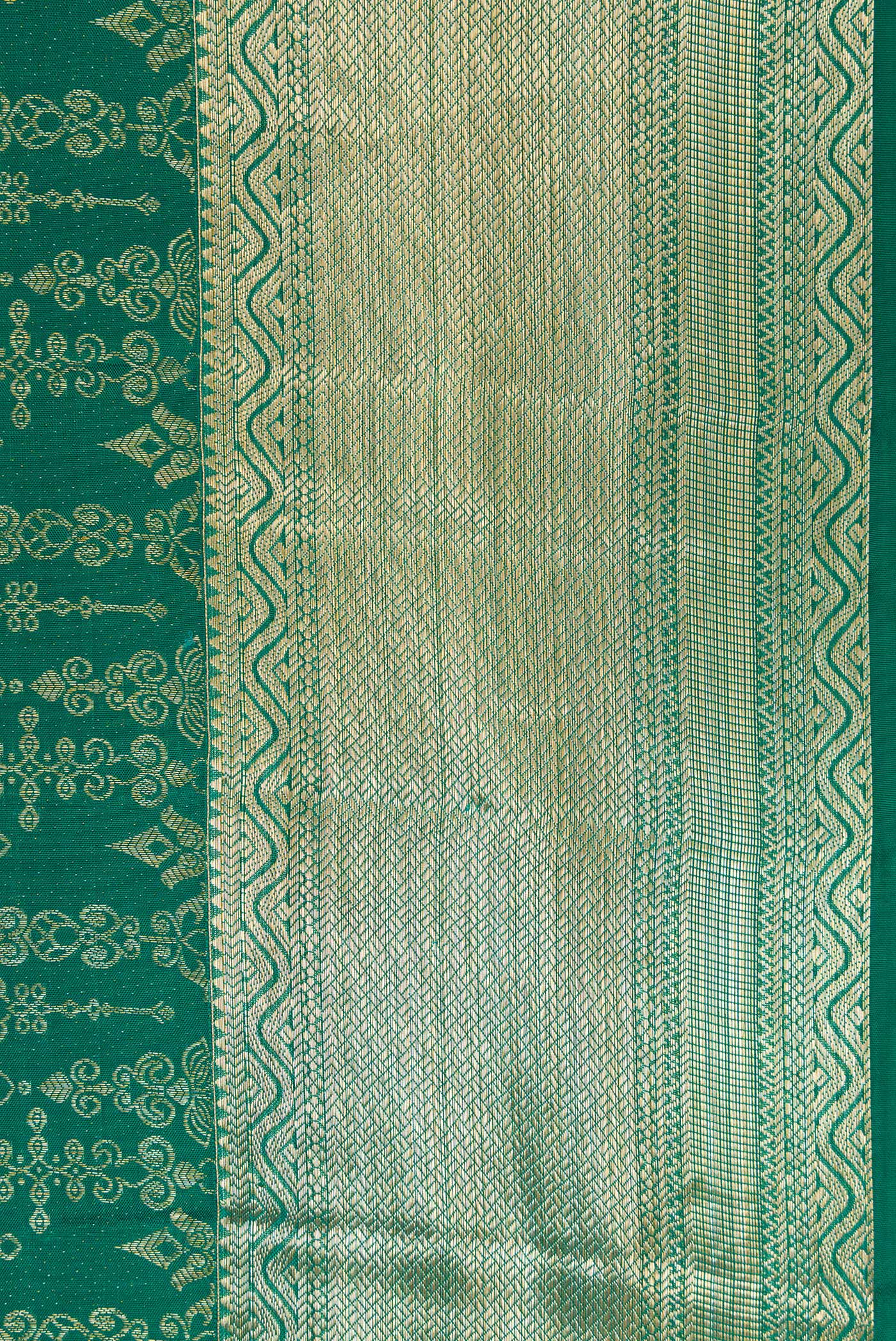 Border image of Green Dual Tone Kanchipuram Silk Saree with Zari Butta on the body and Zari Border. 