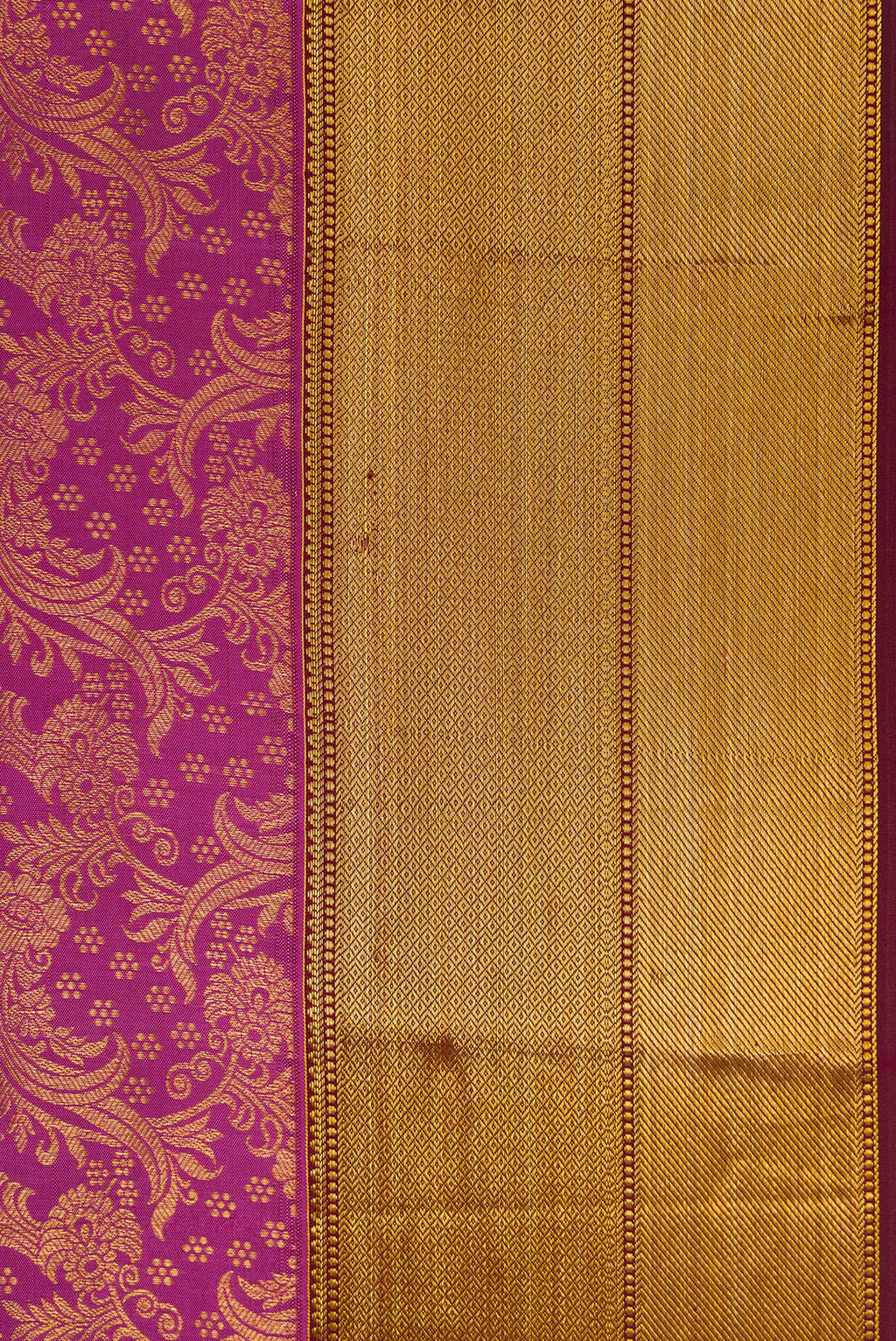 Border image of Purple Dual Tone Kanchipuram Silk Saree with Zari Brocade on the body and Zari Border. 