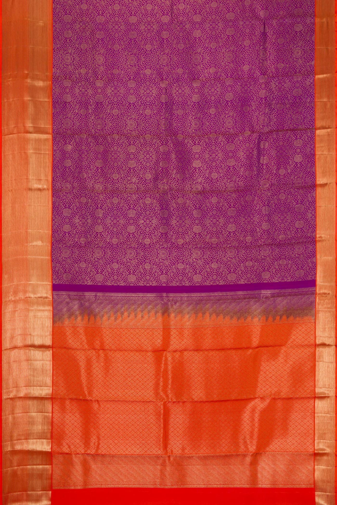 Flat view of Purple Dual Tone Kanchipuram Silk Saree with Zari Brocade on the body and Zari Border. 