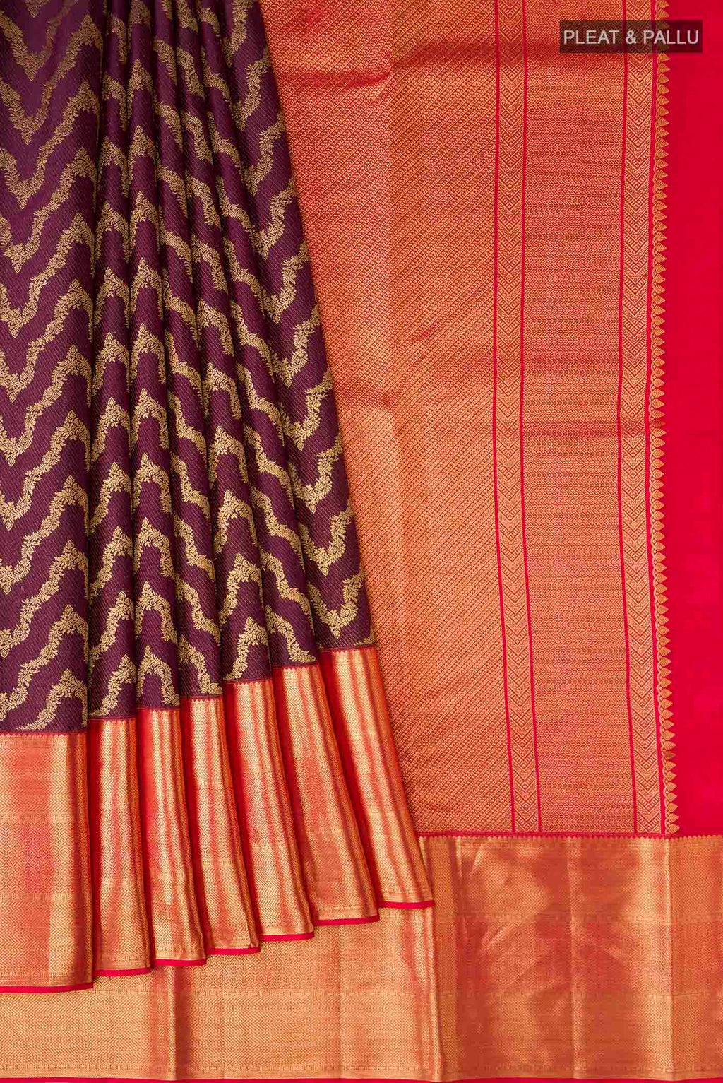 pleats pallu