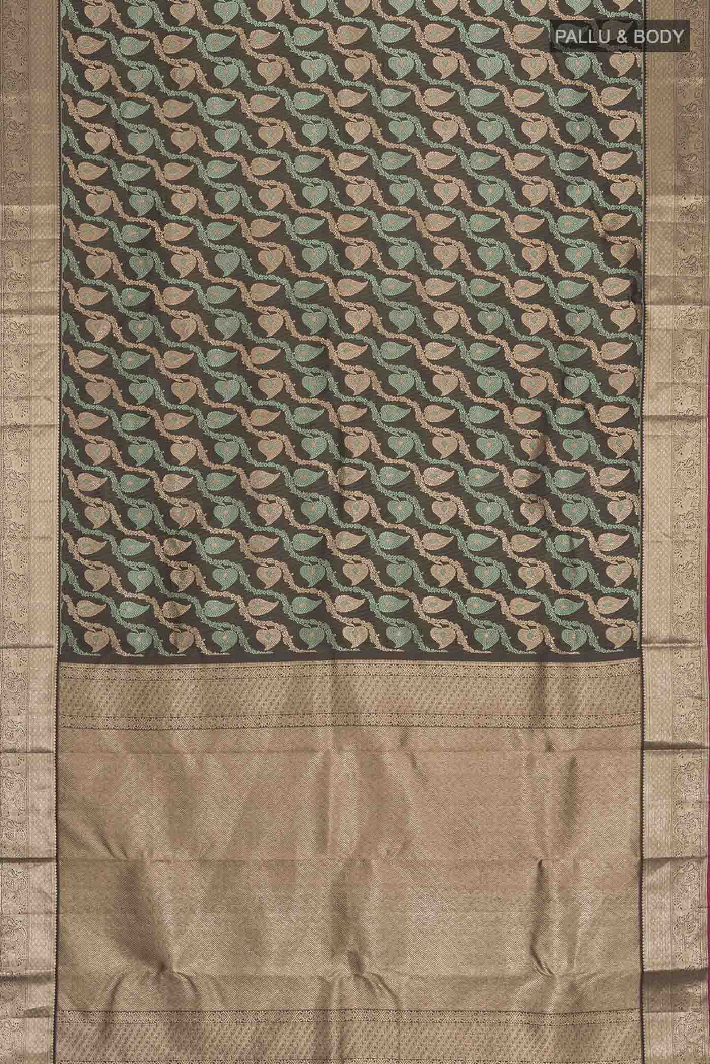 pallu body