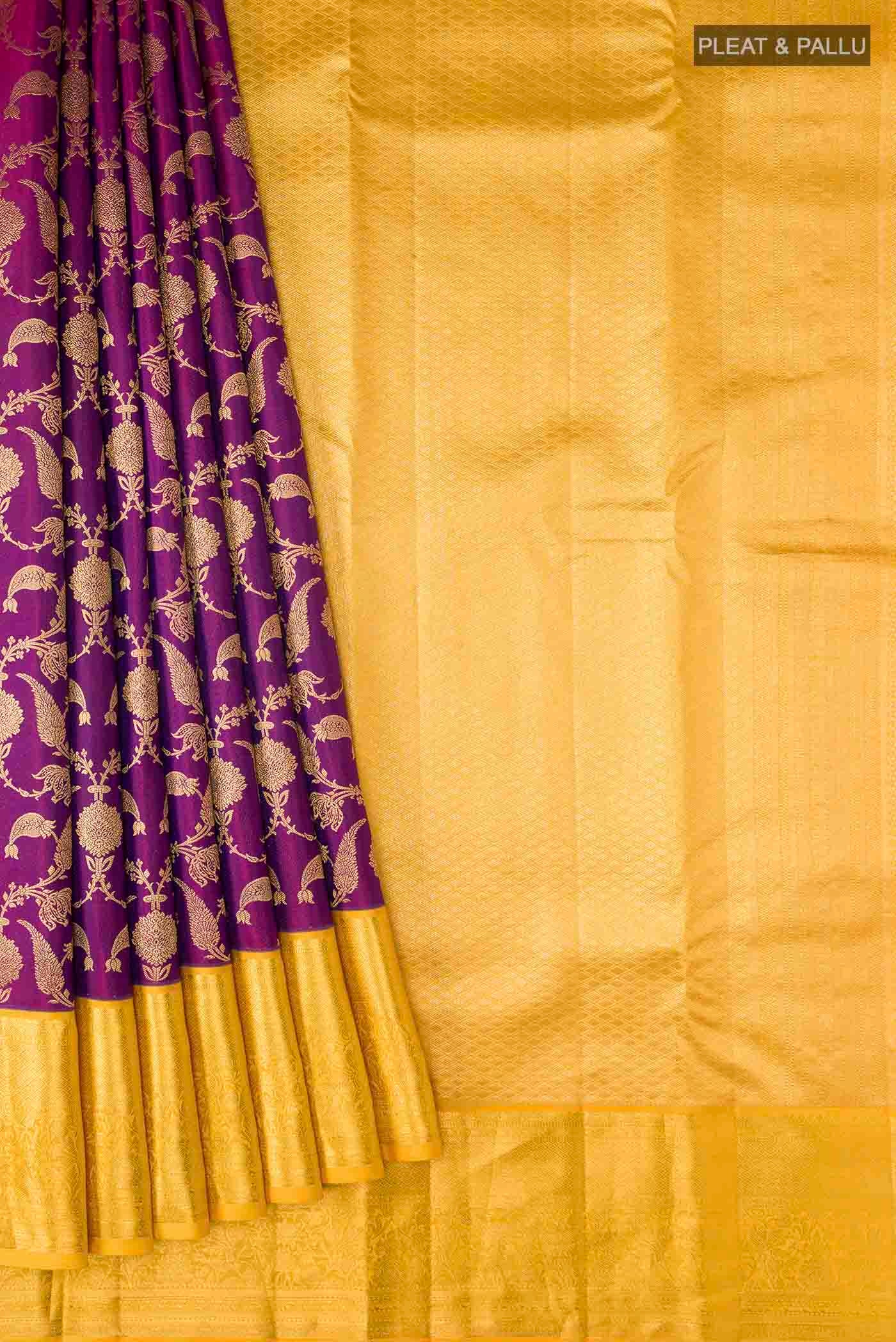 pleats pallu