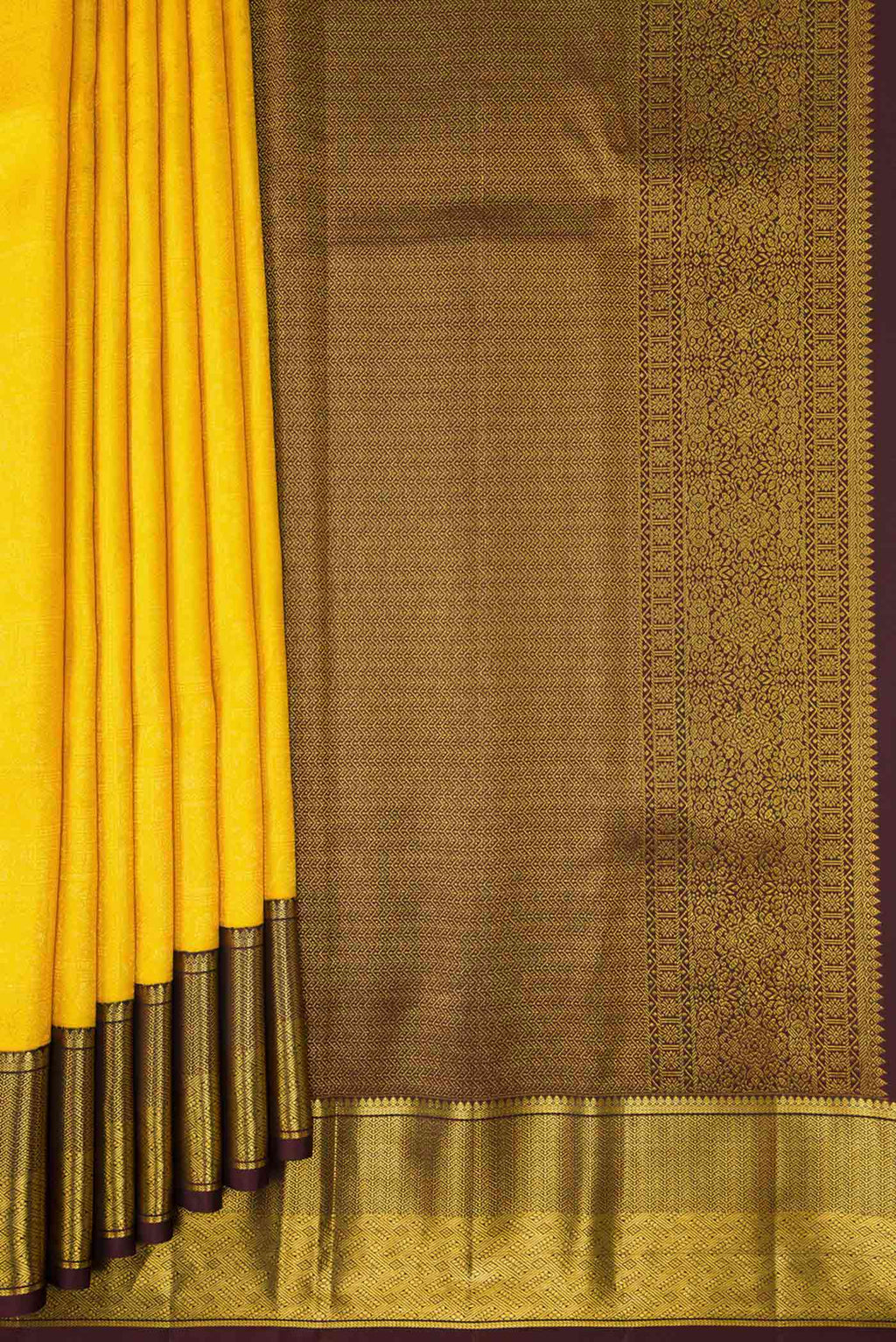 Pleats and pallu of Yellow Dual Tone Kanjivaram Silk Saree with Zari Brocade on the body and Zari Border. 