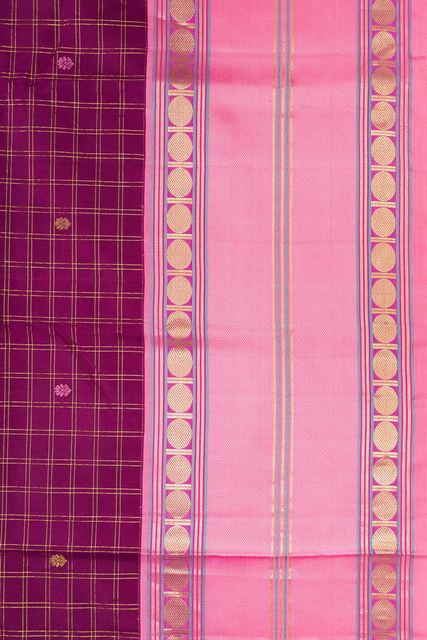 Border image of Pure Silk Pure Zari Burgundy Dual Tone Kanchipuram Saree with Checked design on the body and Zari Border. 