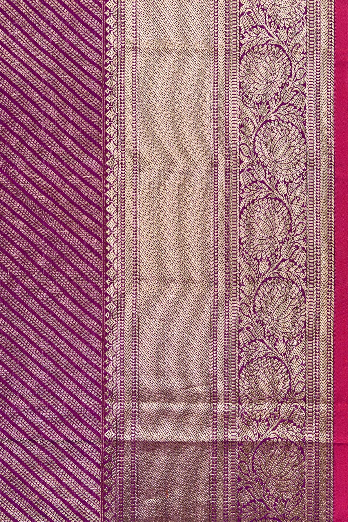 Border image of Purple Dual Tone Kanchipuram Silk Saree with Zari Brocade on the body and Zari Border. 