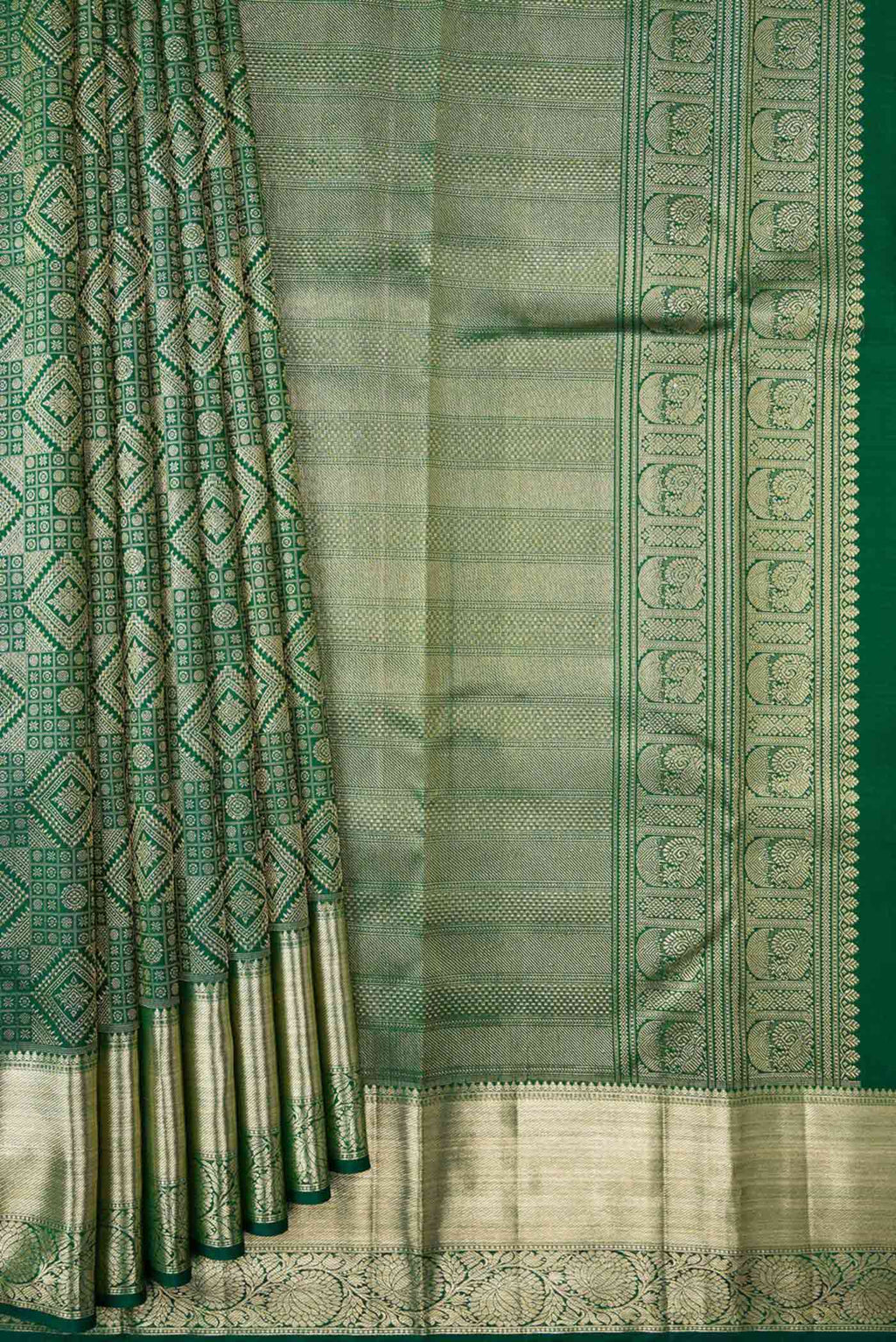 pleats pallu