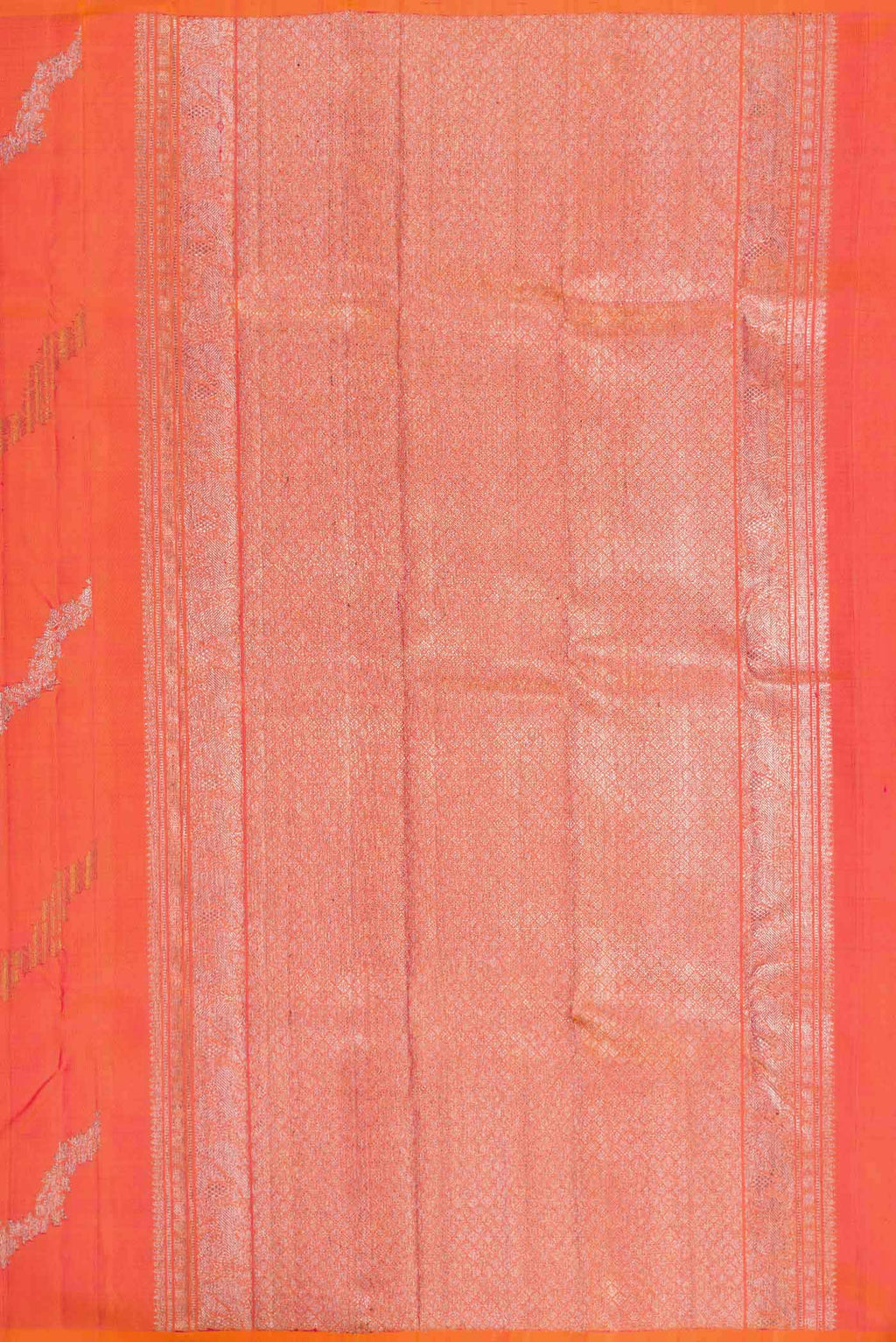 Close up image of the pallu of Coral Dual Tone Kanchipuram Silk Saree with Zari Brocade on the body and Without Border