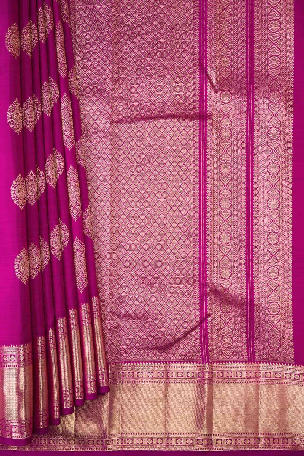 pleats pallu