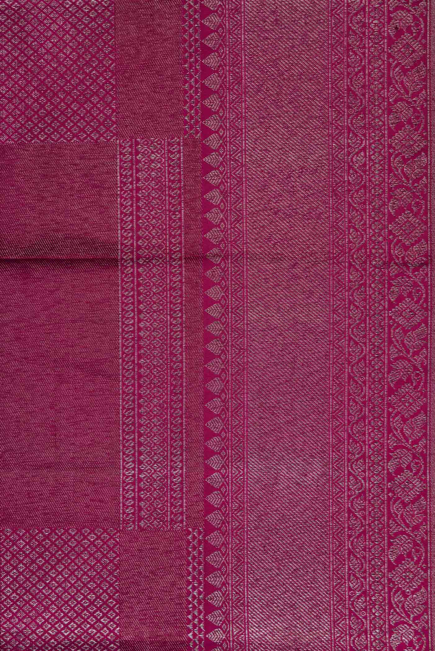 Border image of Magenta Dual Tone Kanchipuram Silk Saree with Zari Brocade on the body and Zari Border