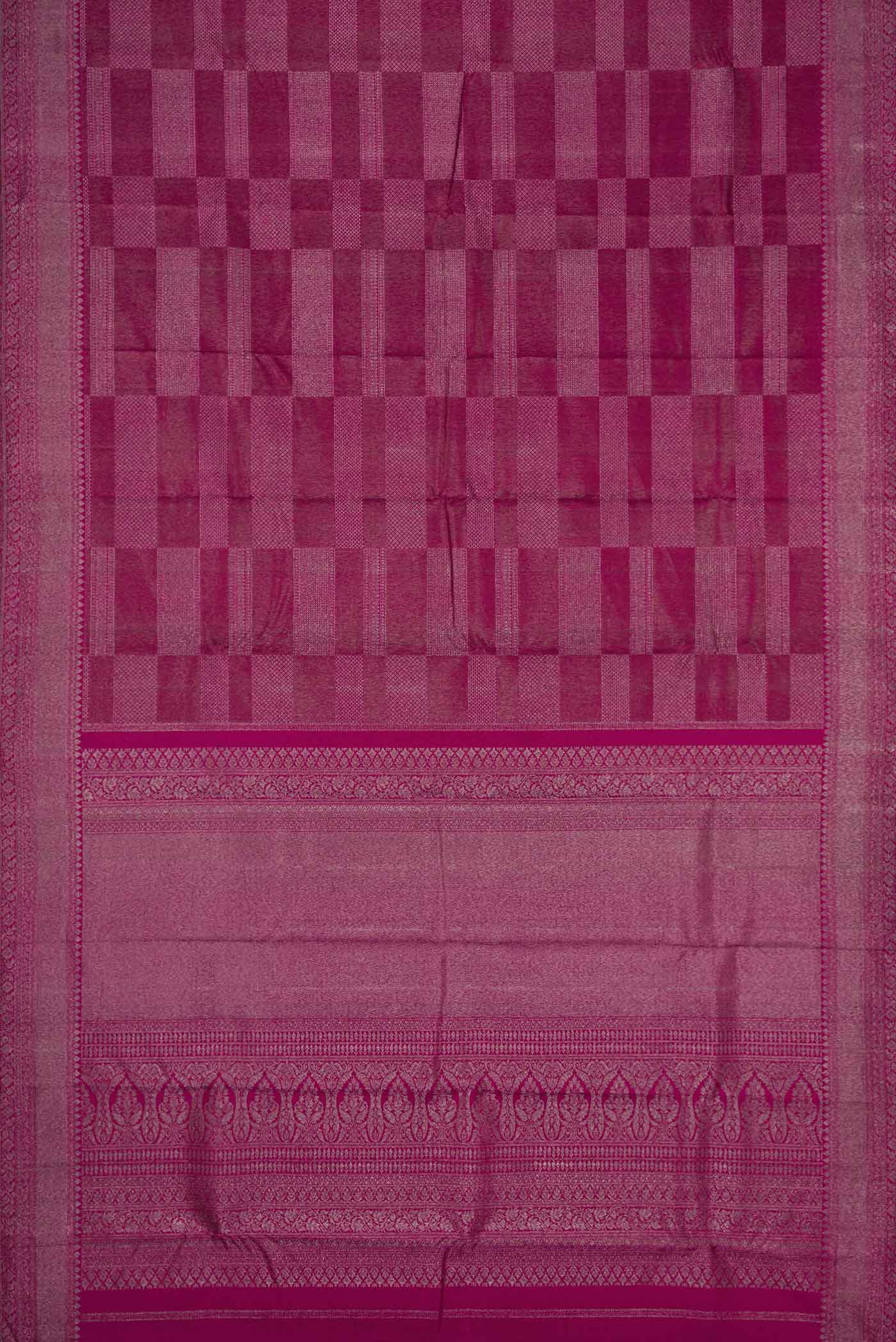 Flat view of Magenta Dual Tone Kanchipuram Silk Saree with Zari Brocade on the body and Zari Border