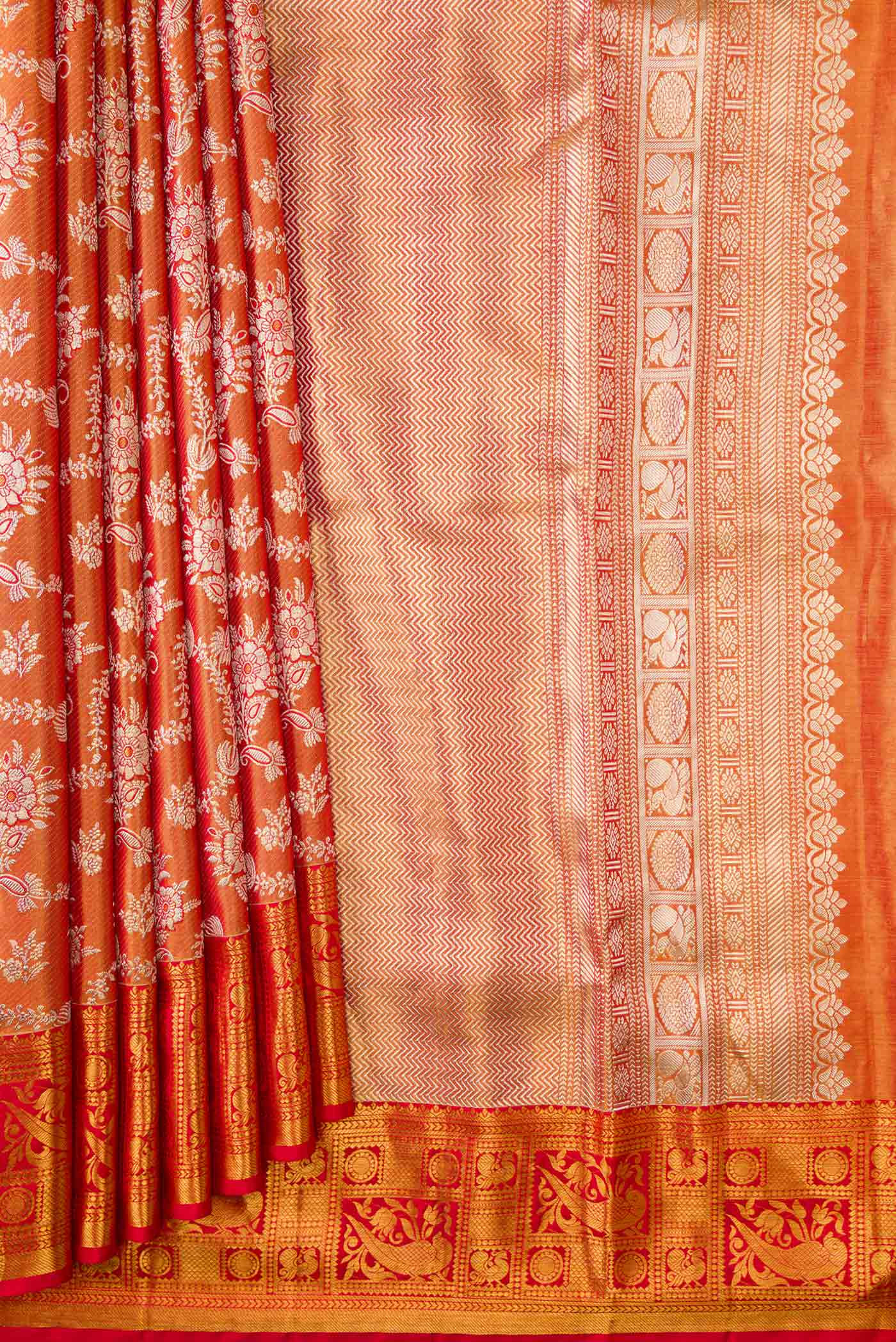pleats pallu