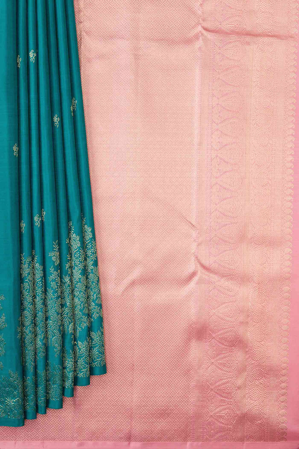 pleats pallu