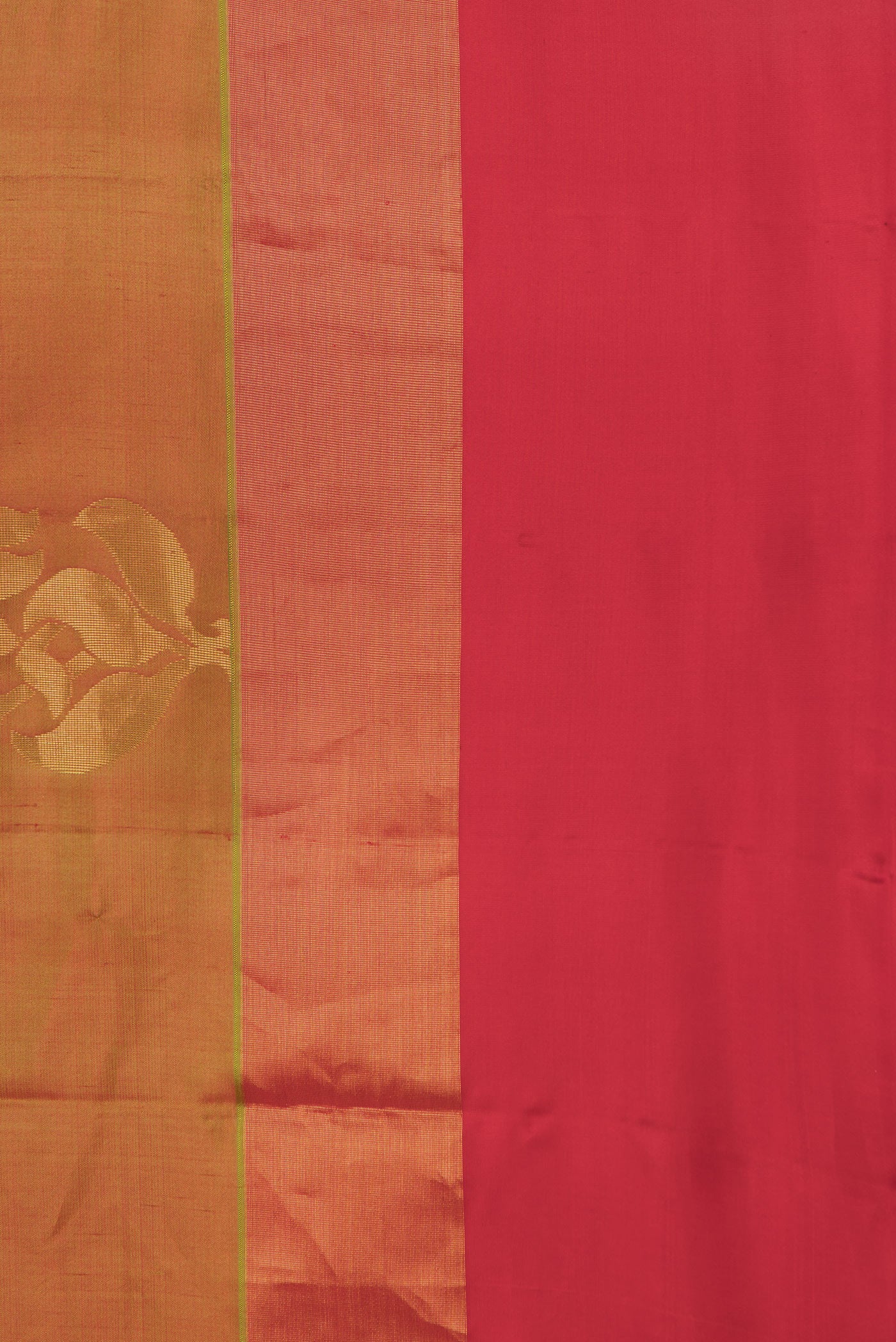 Border image of Mehandi Green Dual Tone Soft Silk Saree with Zari Butta on the body and Zari Border. 