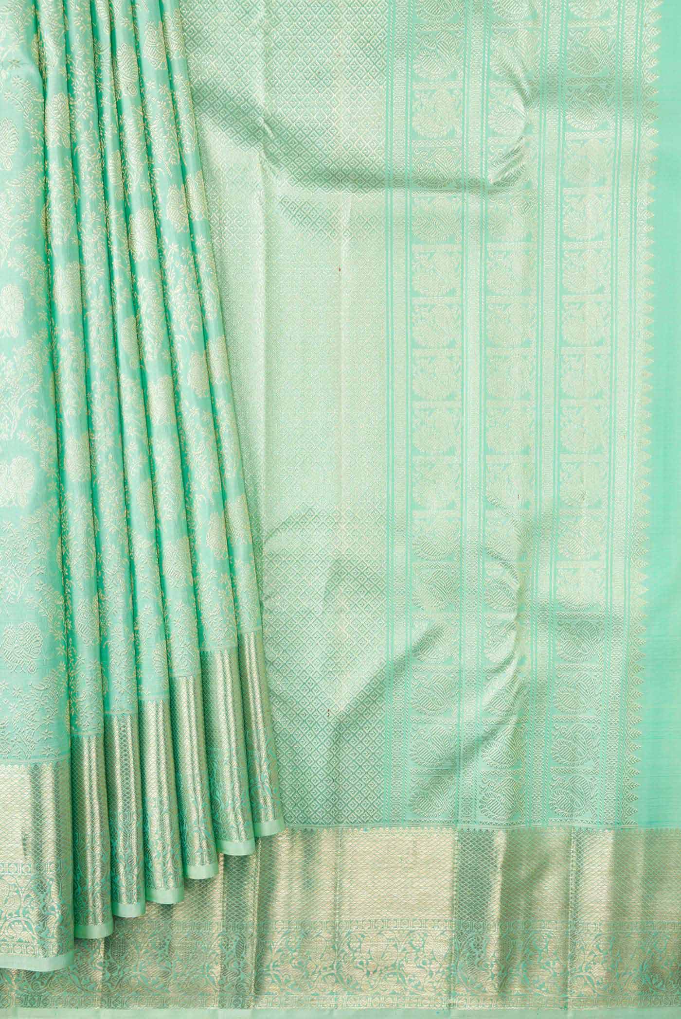 pleats pallu