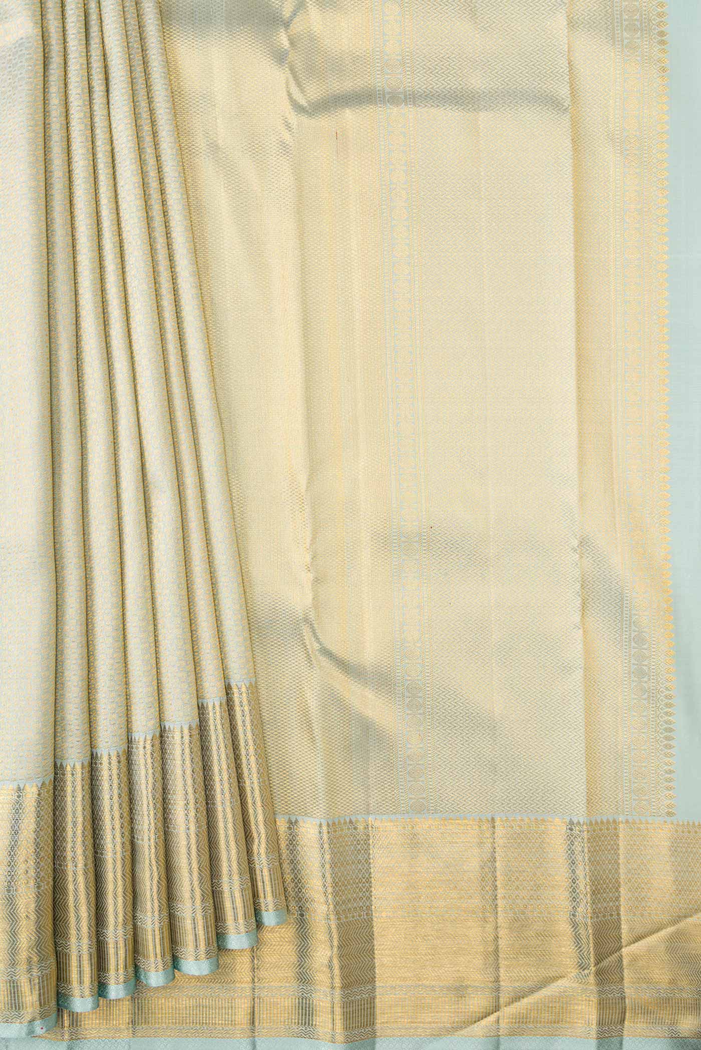 pleats pallu
