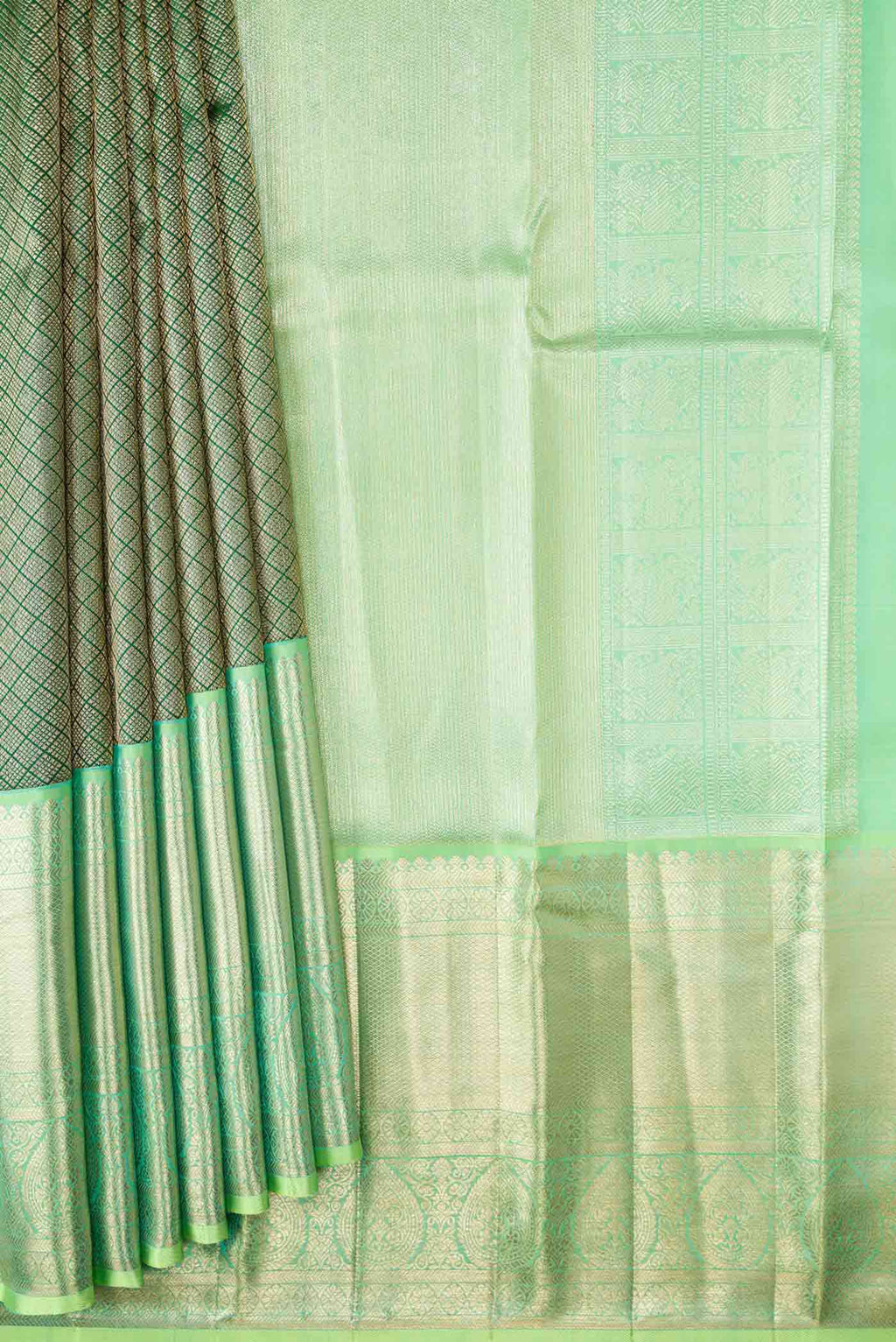 pleats pallu