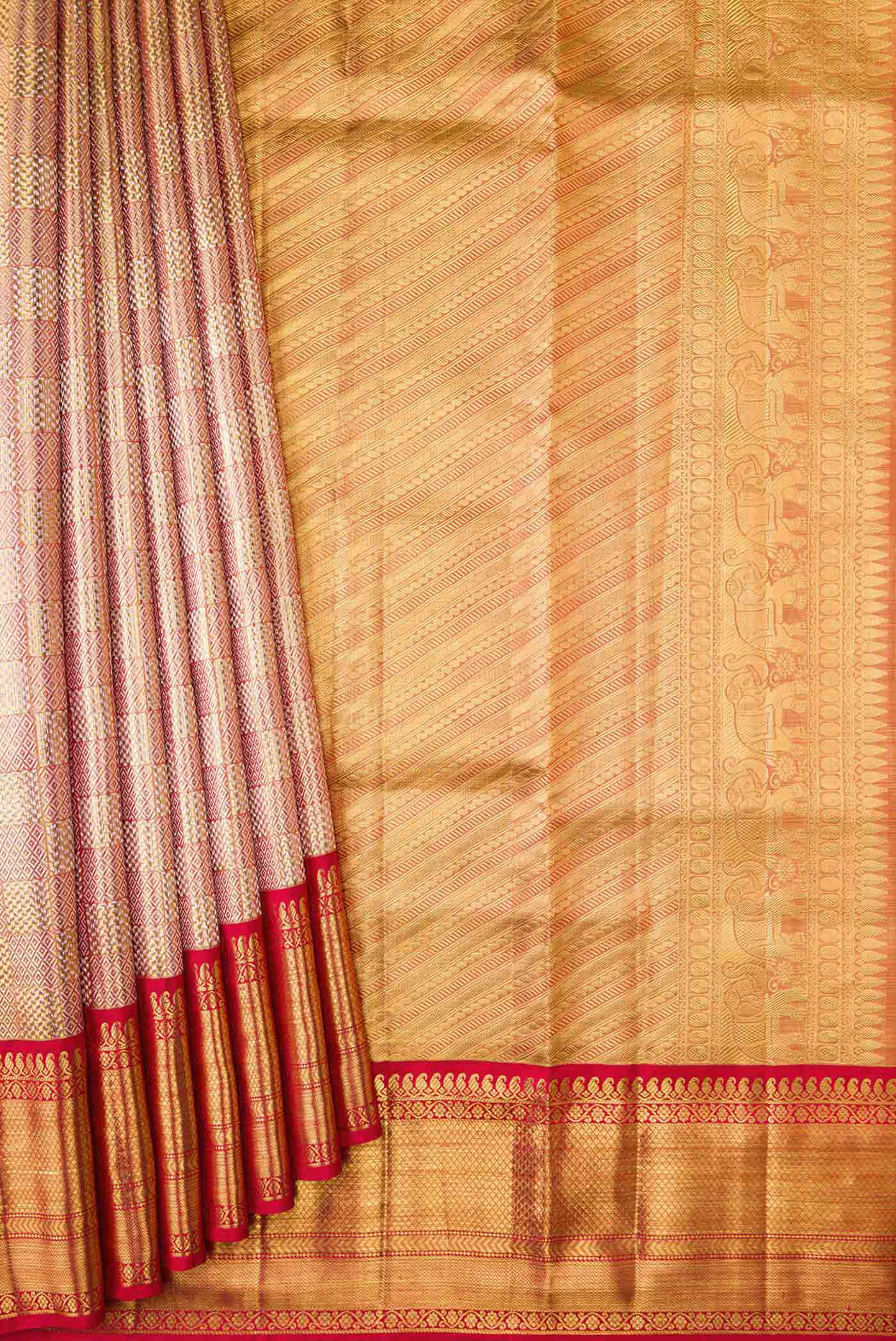 pleats pallu