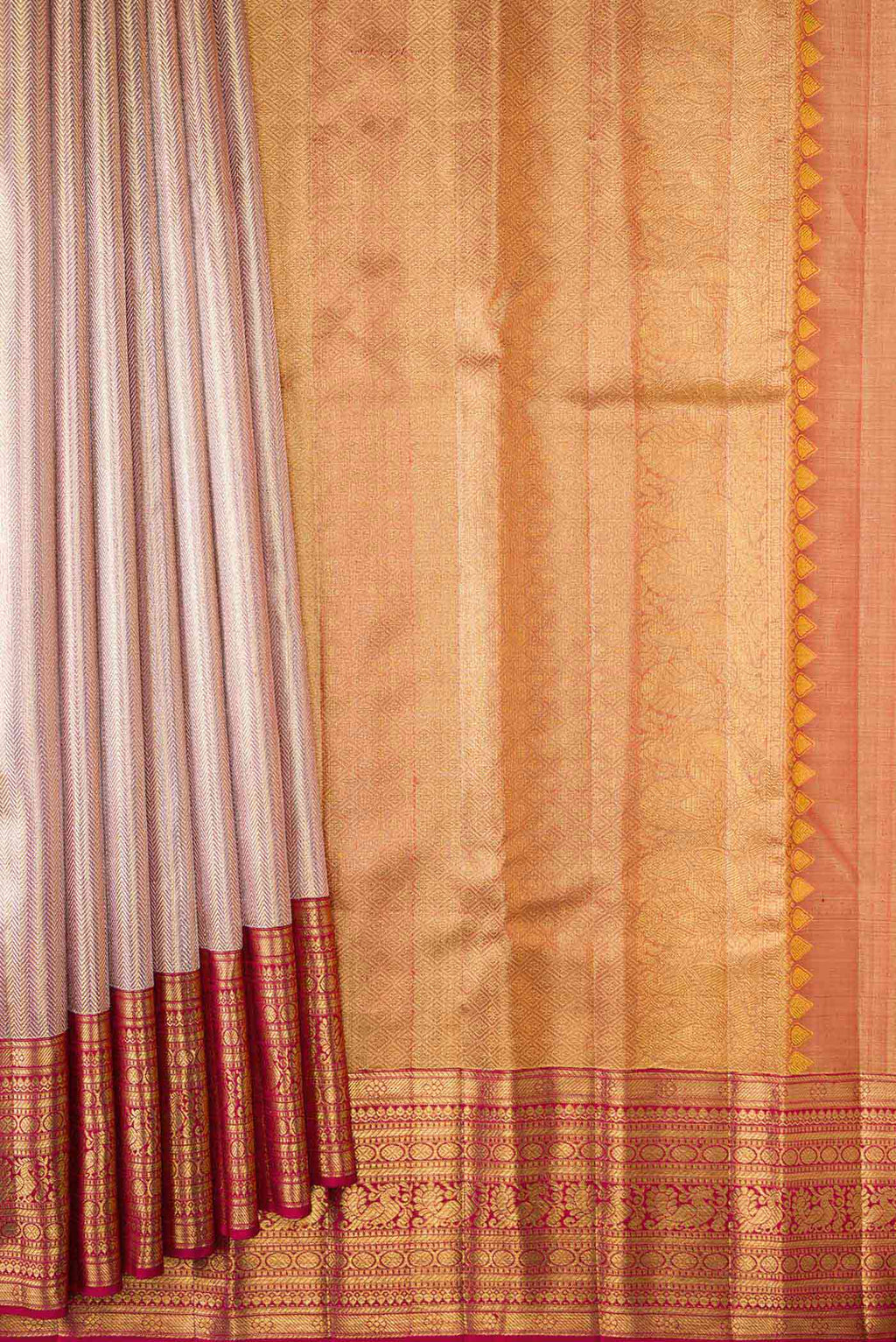 pleats pallu