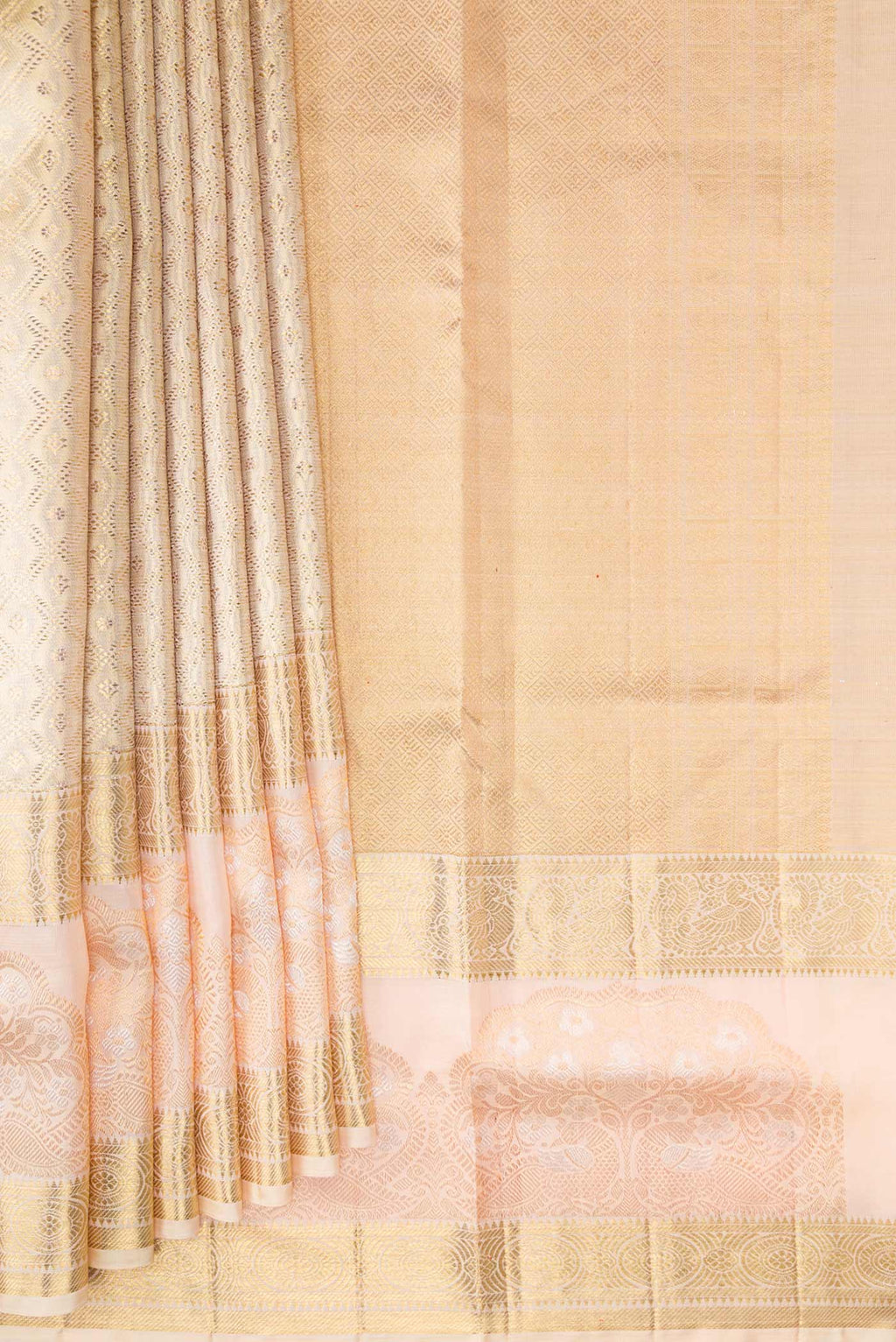 Pleats and pallu of Gold Dual Tone Kanjivaram Tissue Silk Saree with Zari Brocade on the body and Fancy Border. 
