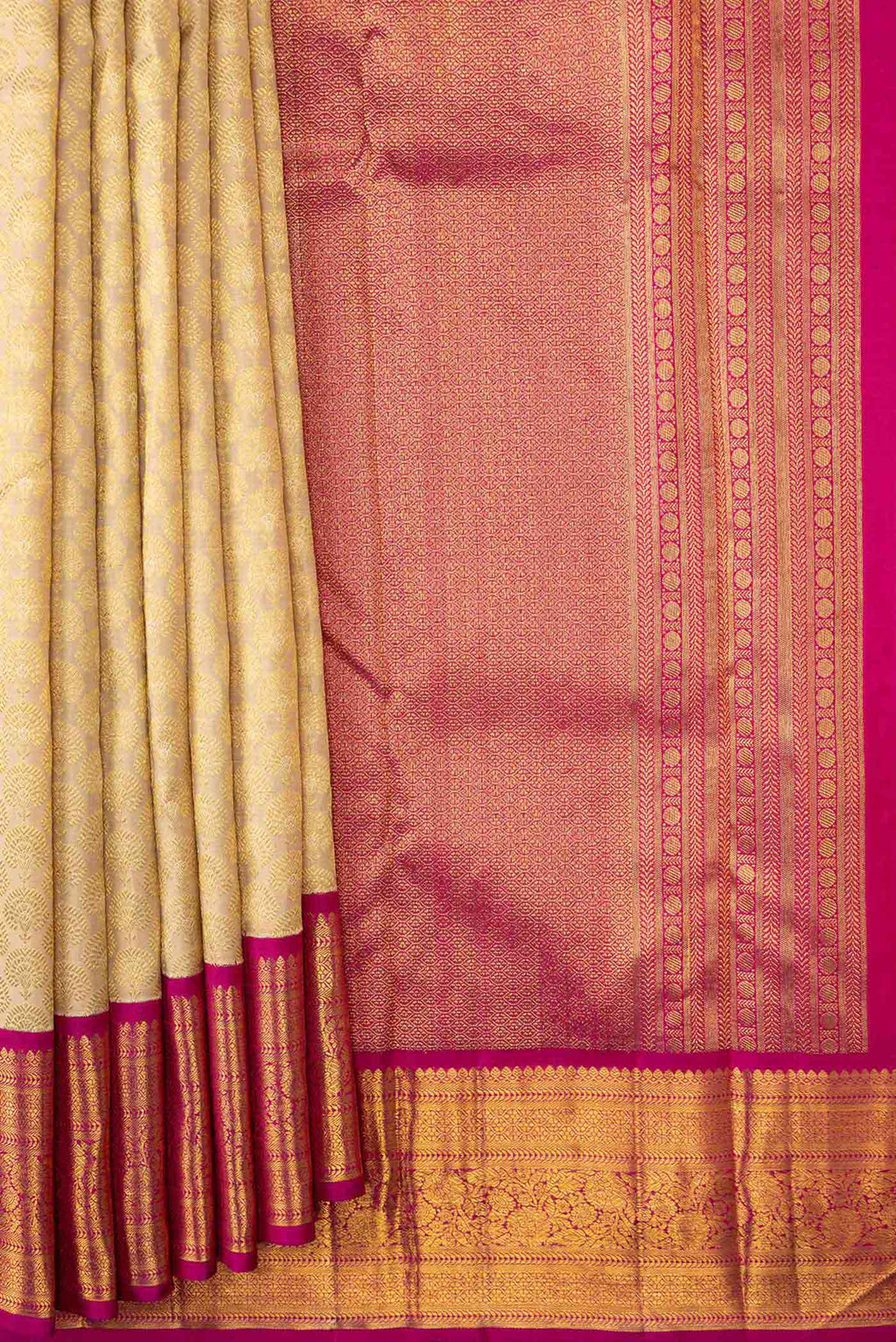 pleats pallu