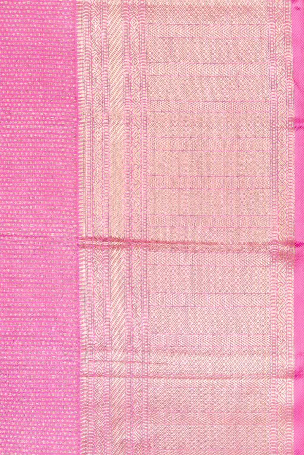Border image of Pink Dual Tone Kanchipuram Silk Saree with Zari Brocade on the body and Zari Border. 