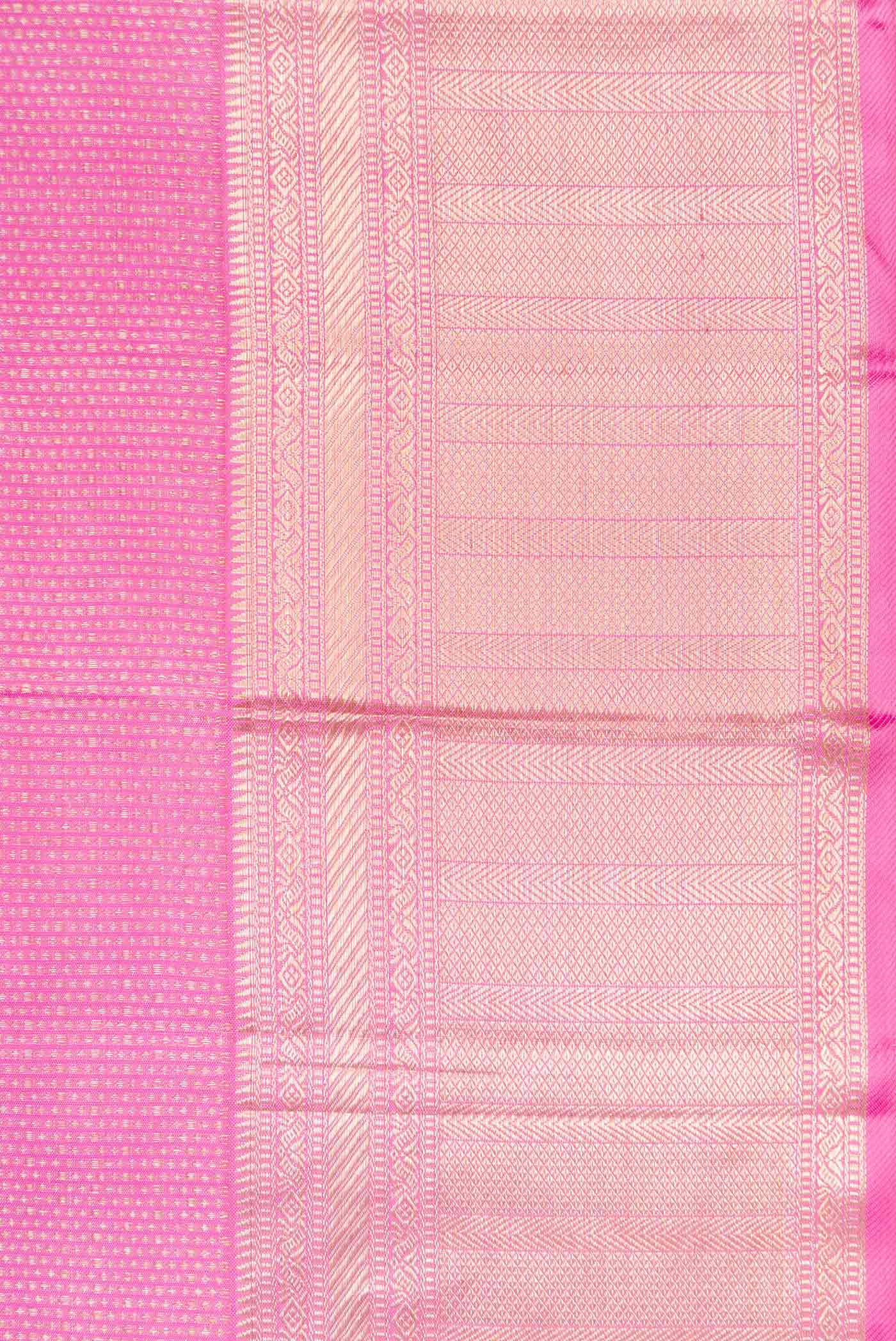 Border image of Pink Dual Tone Kanchipuram Silk Saree with Zari Brocade on the body and Zari Border. 
