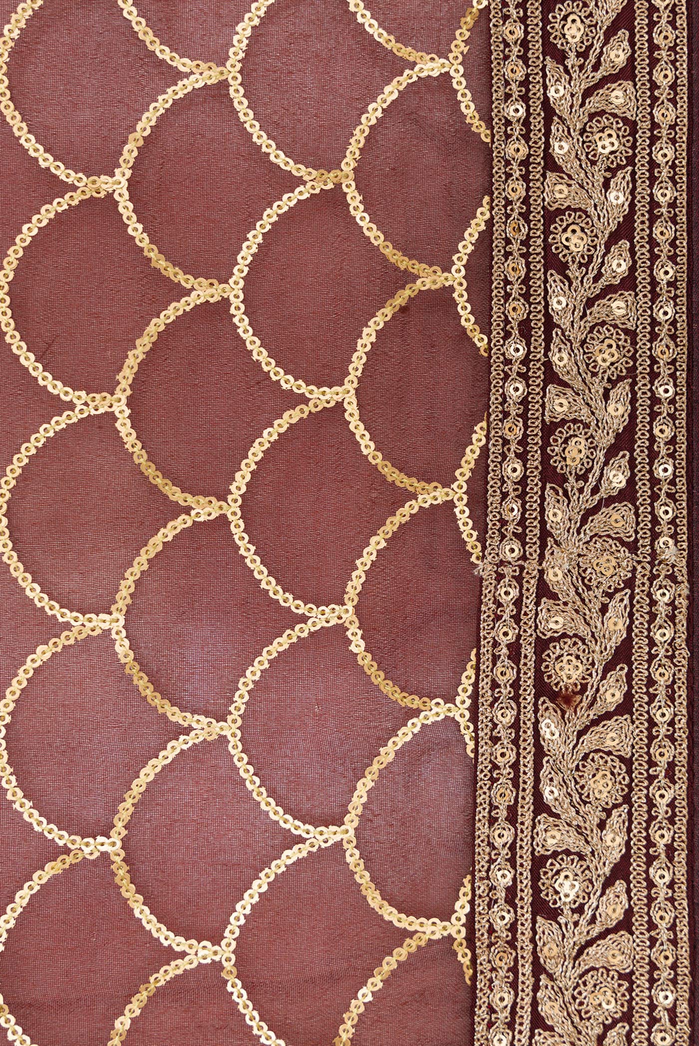 Border image of Maroon Dual Tone Organza Silk Saree with Embroidery on the body and Embroidery Border. 