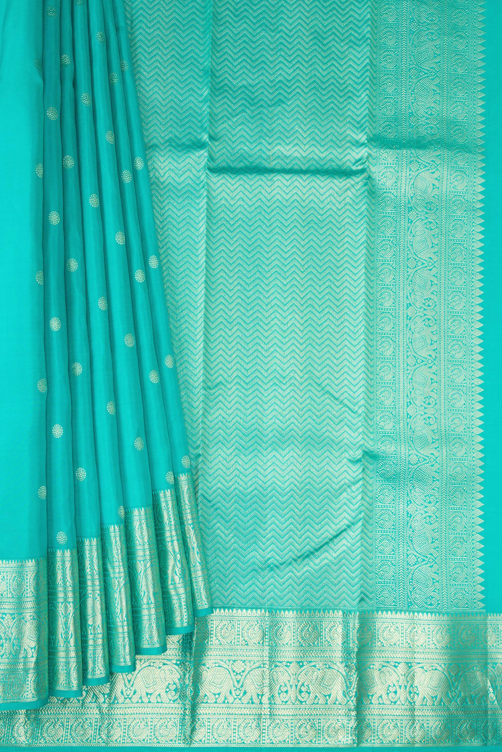 Pleats and pallu of Turquoise Kanchipuram Silk Saree with Zari Butta on the body and Zari Border. 
